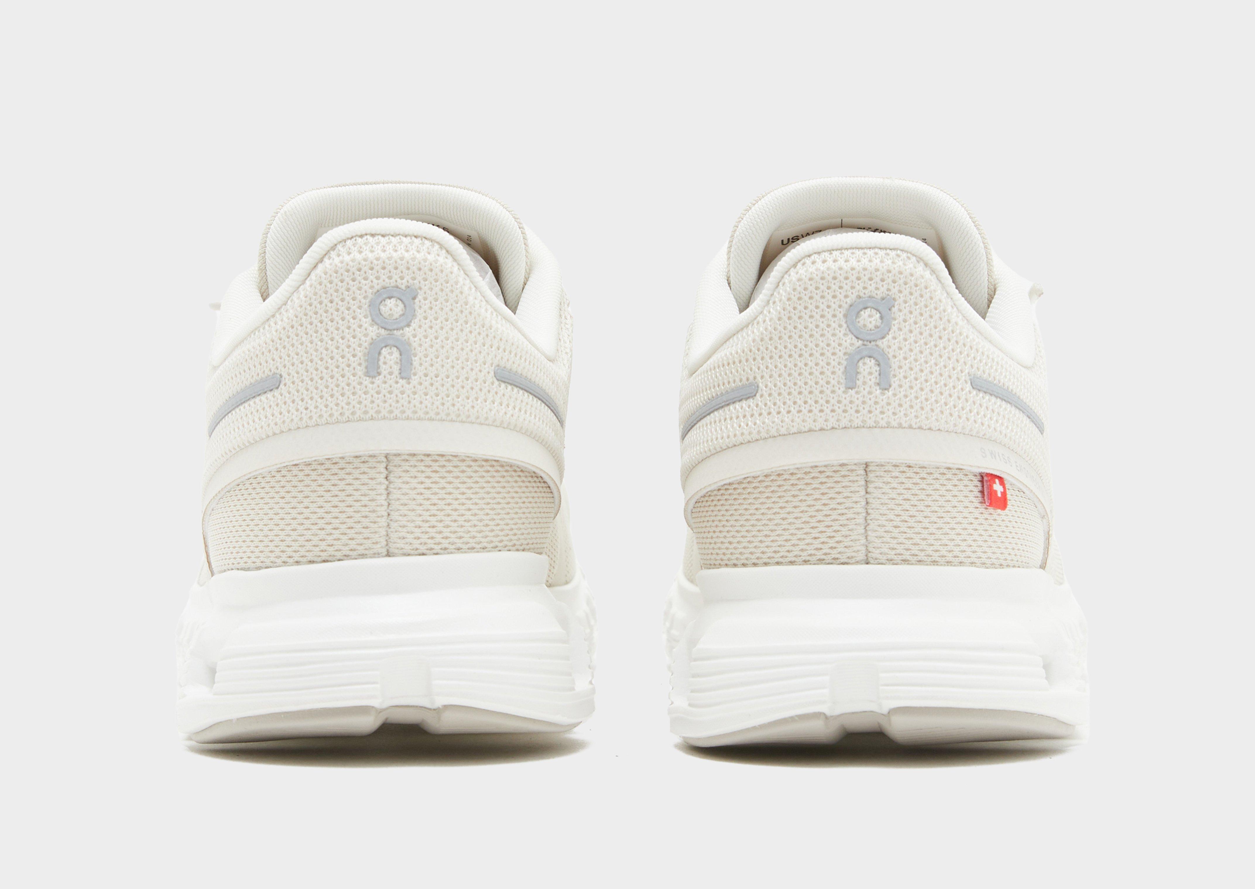 On Running Cloud 6 Naiset