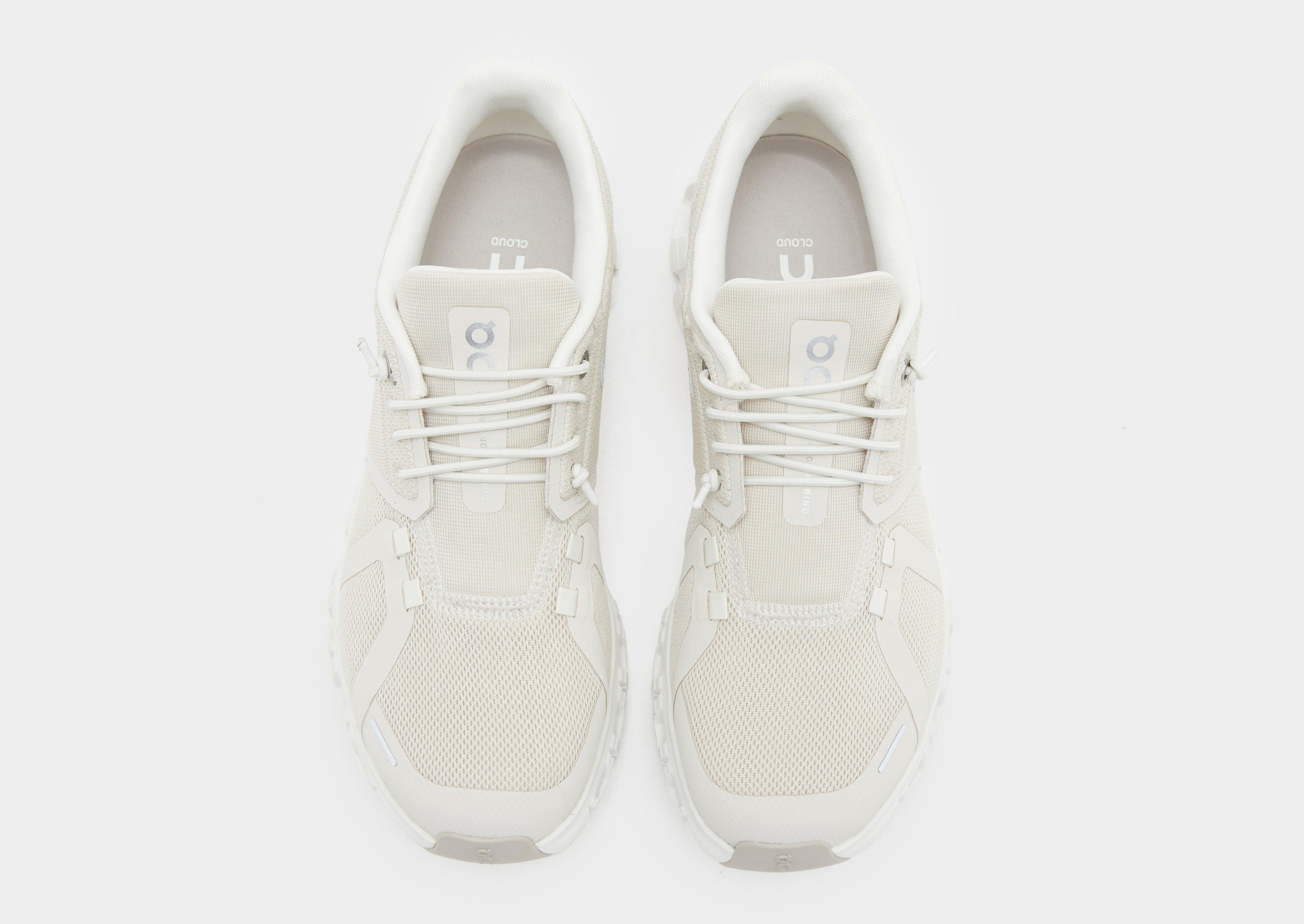 On Running Cloud 6 Naiset