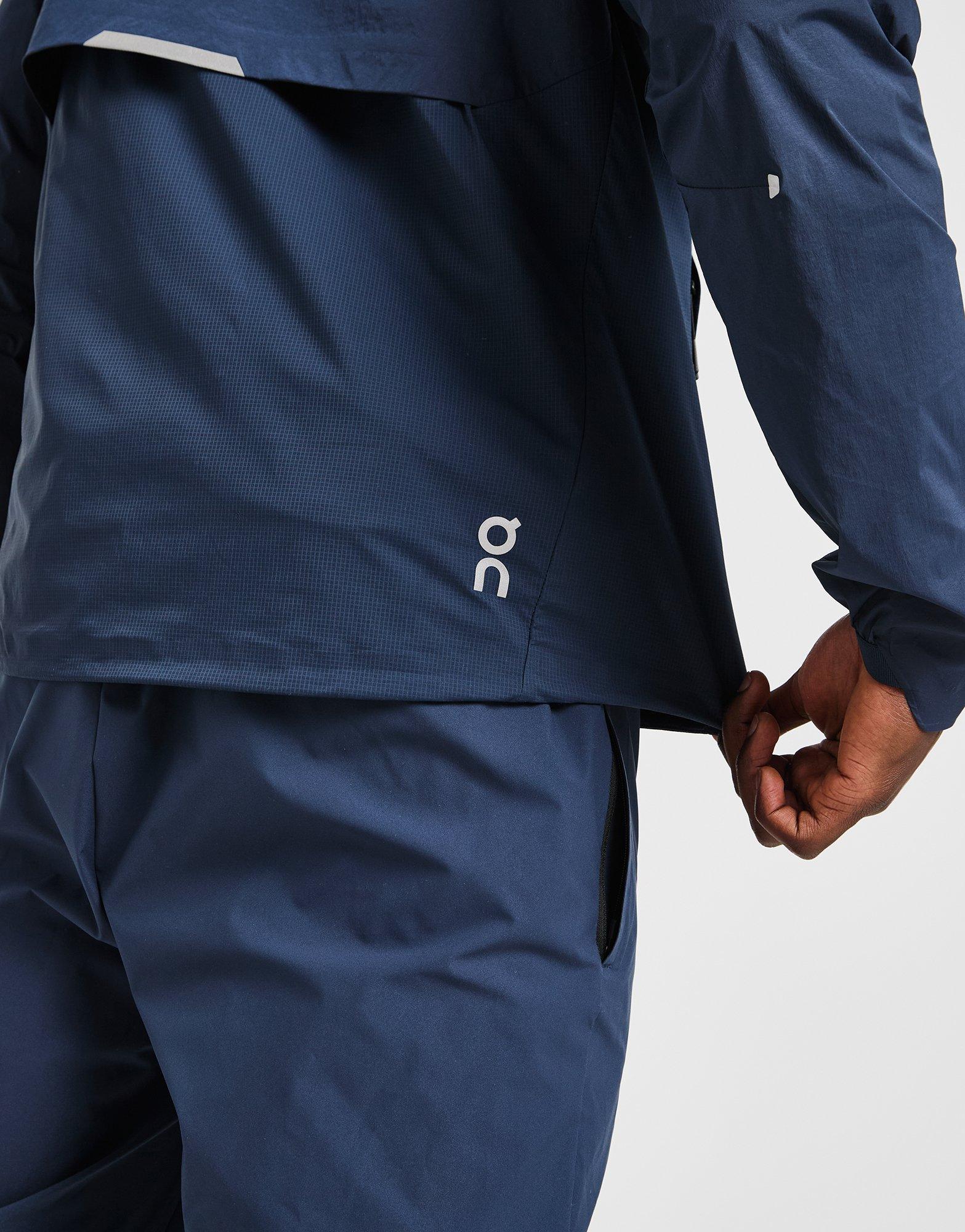 On Running Core Hooded Jacket