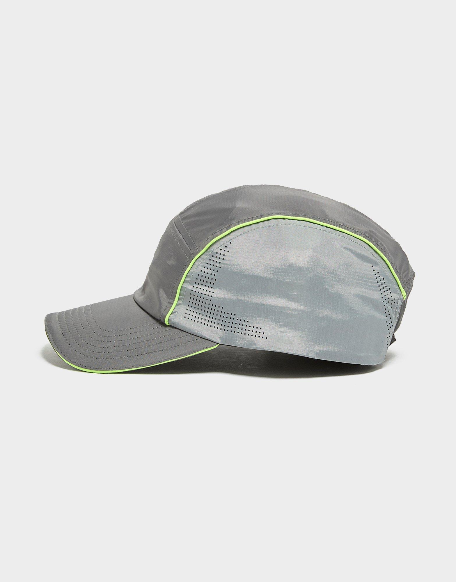 MONTIREX Fly Cap
