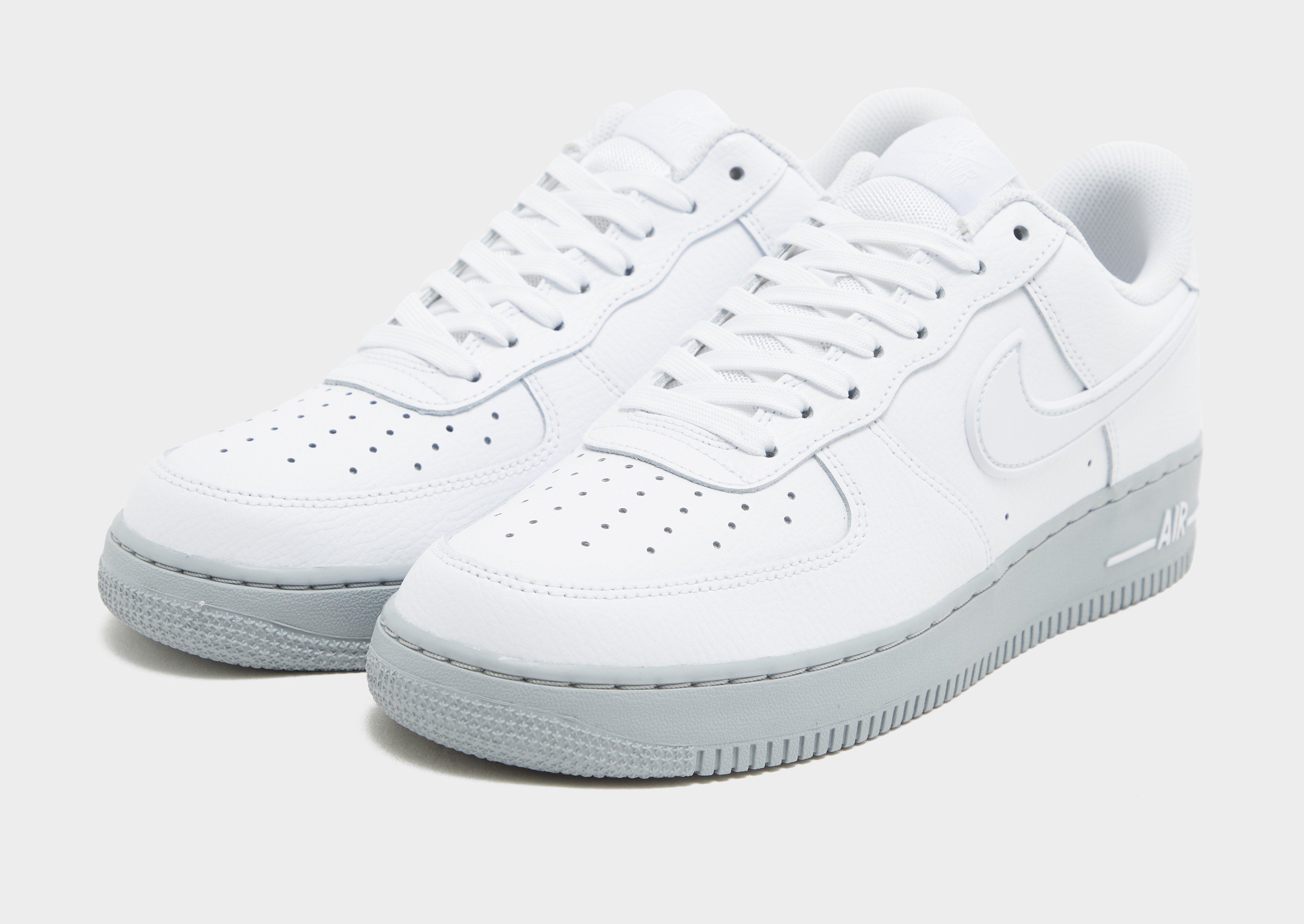 Nike Air Force 1 '07