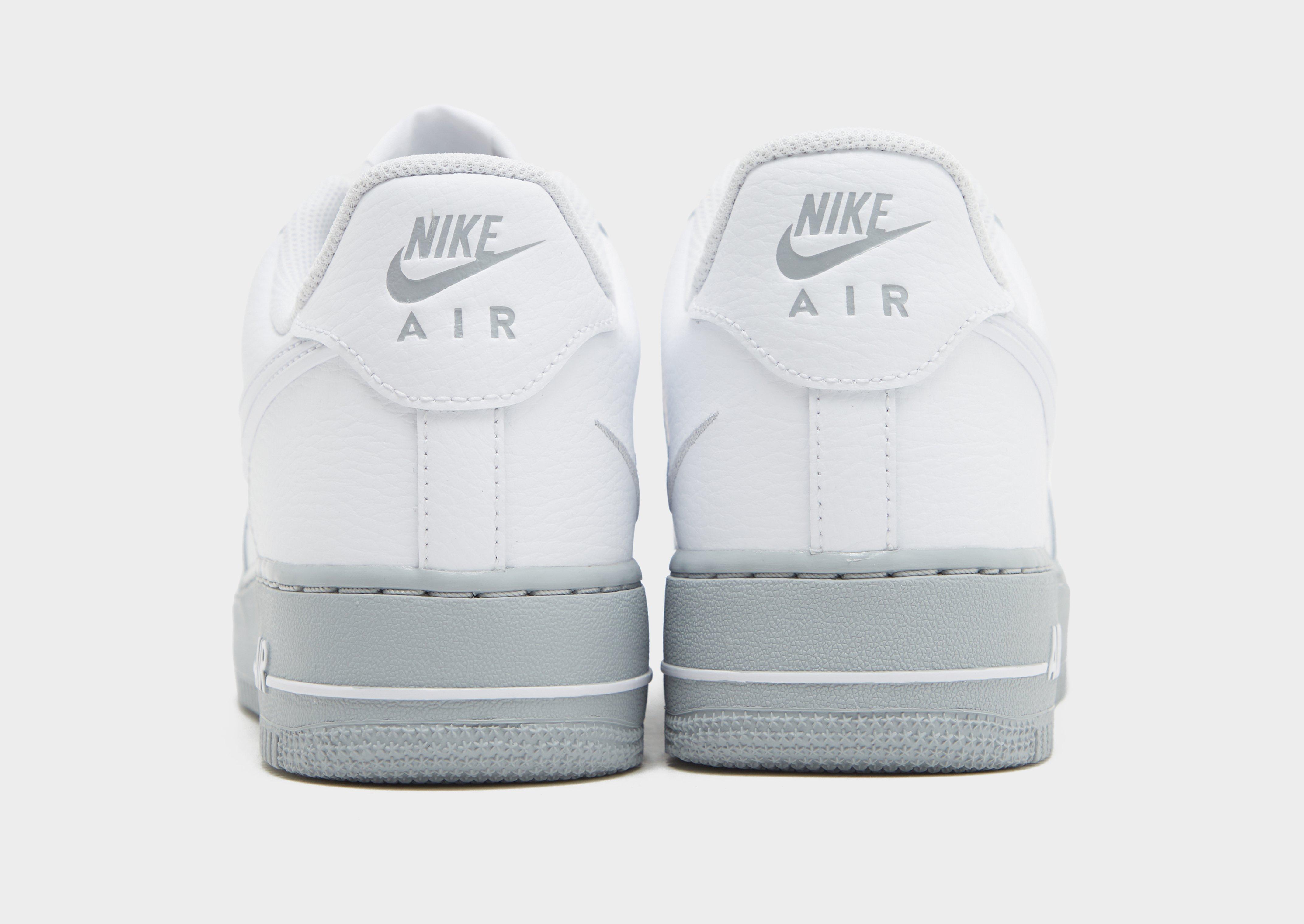 Nike Air Force 1 '07