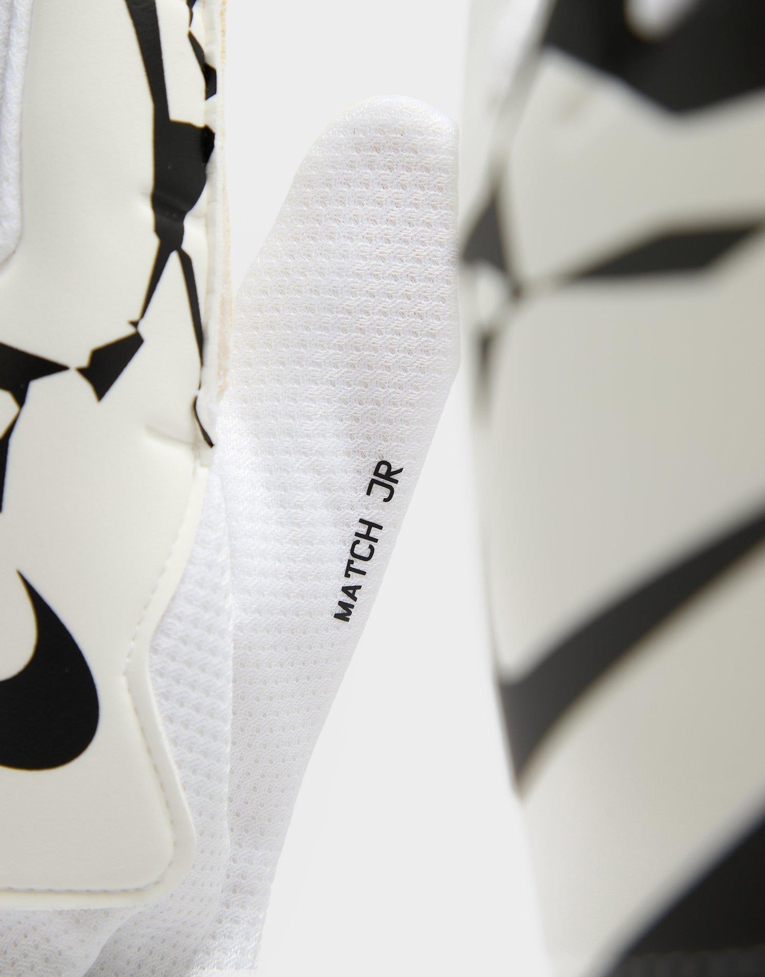 Nike Match Goalkeeper Gloves