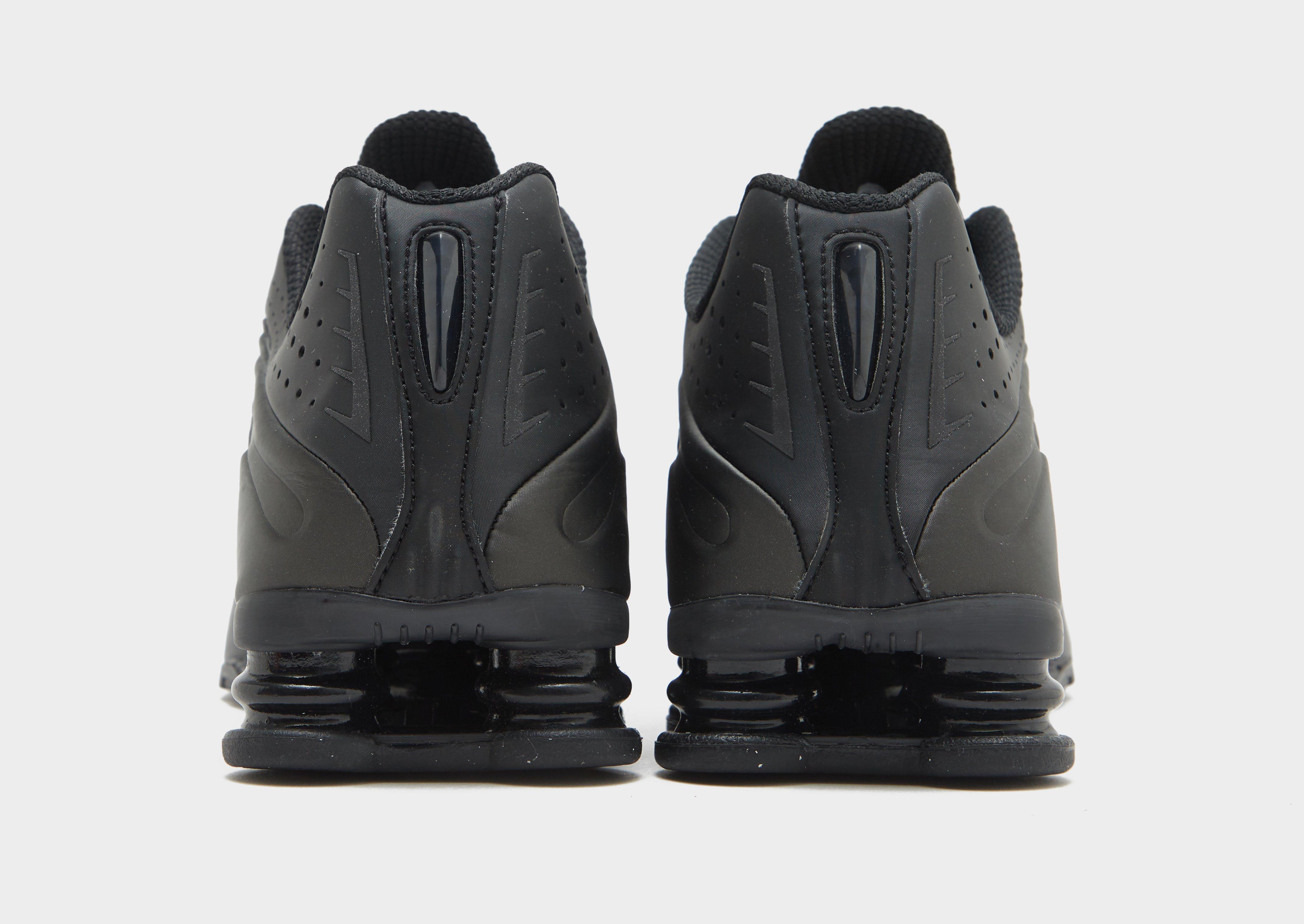 Nike Shox R4