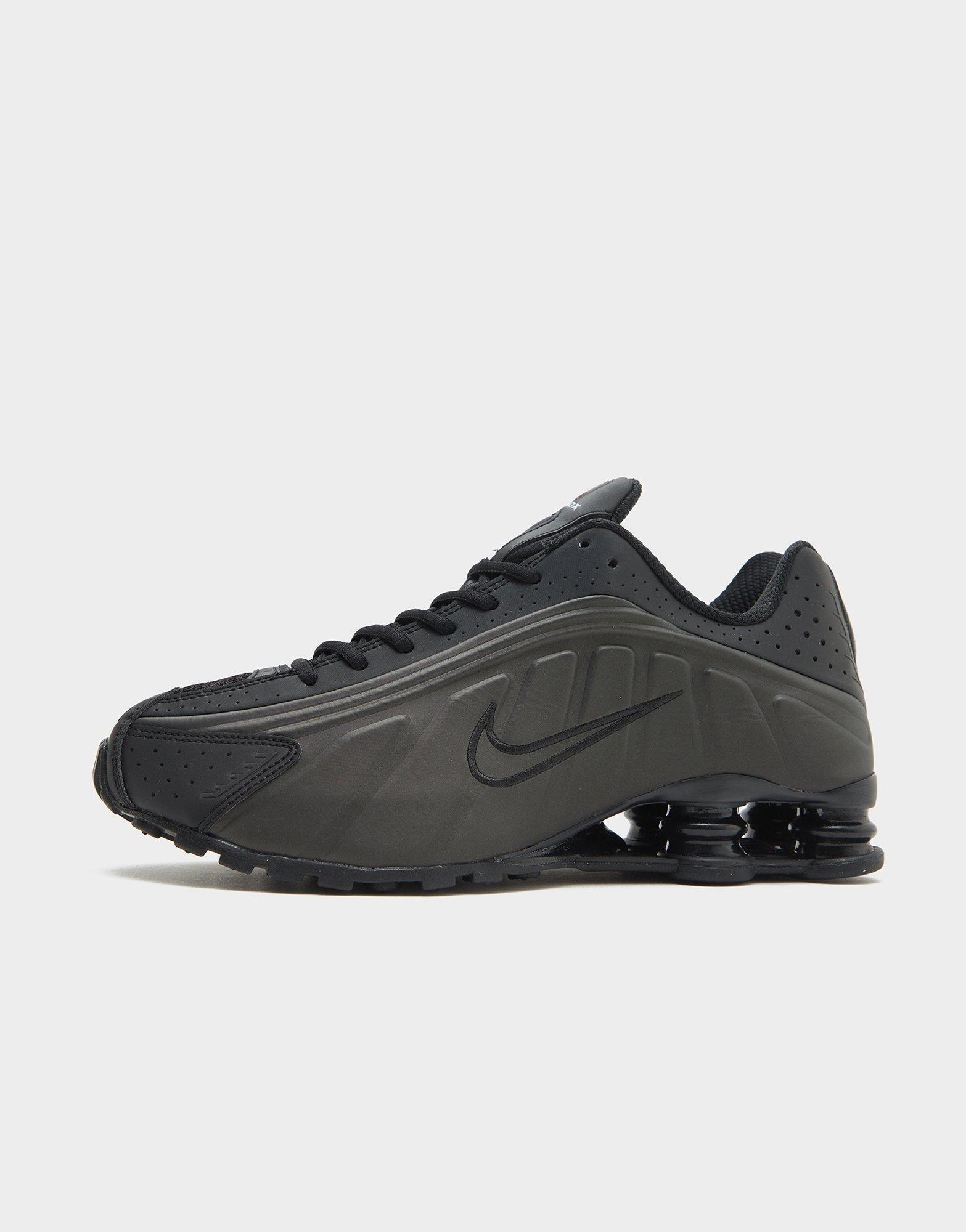 Nike Shox R4