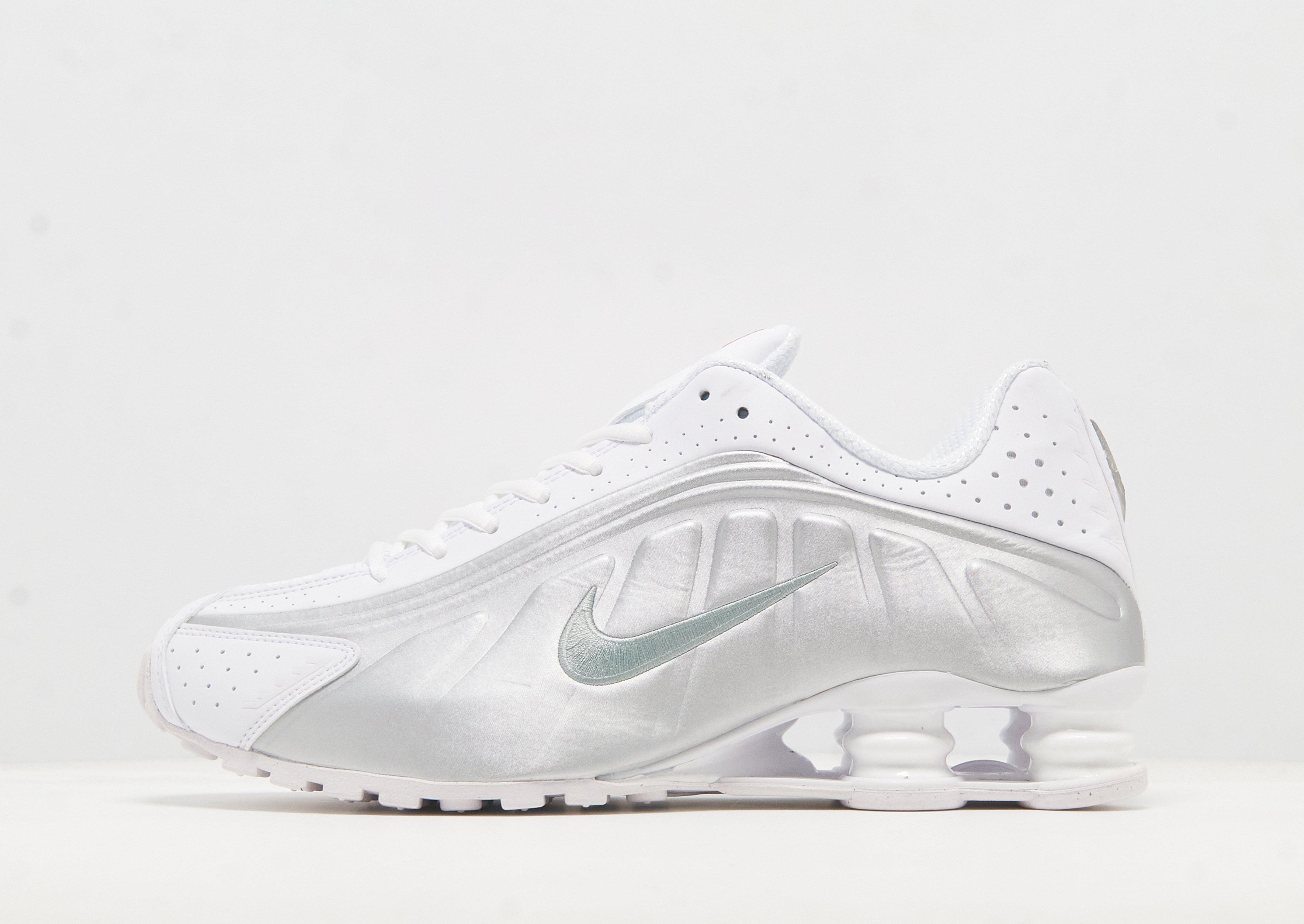 Nike Shox R4