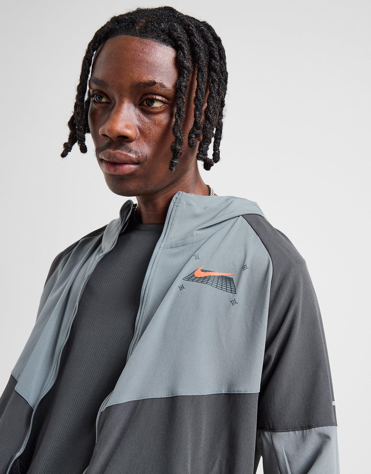 Nike Veste Coupe-Vent Performance Windrunner Homme