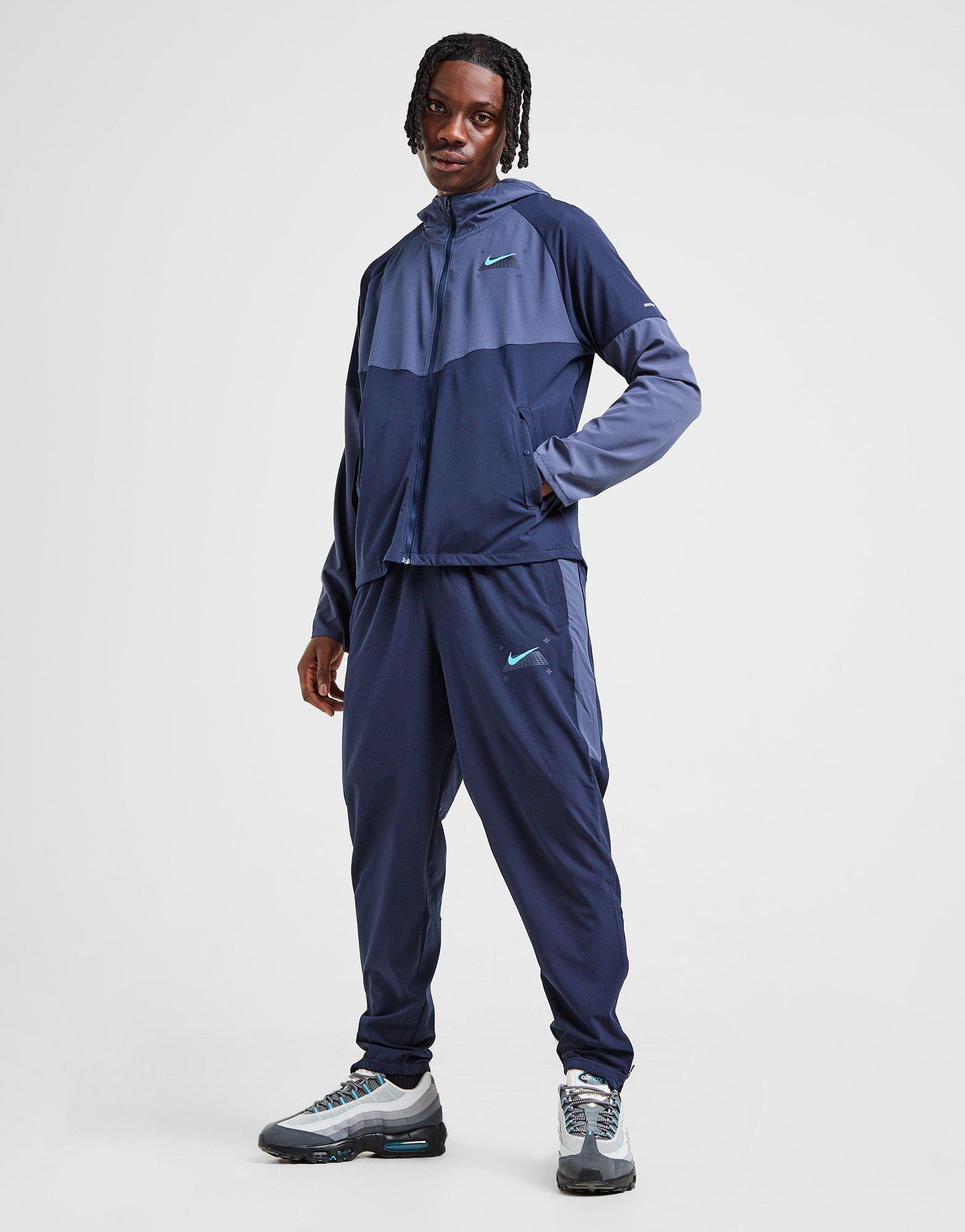 Nike Performance Windrunner