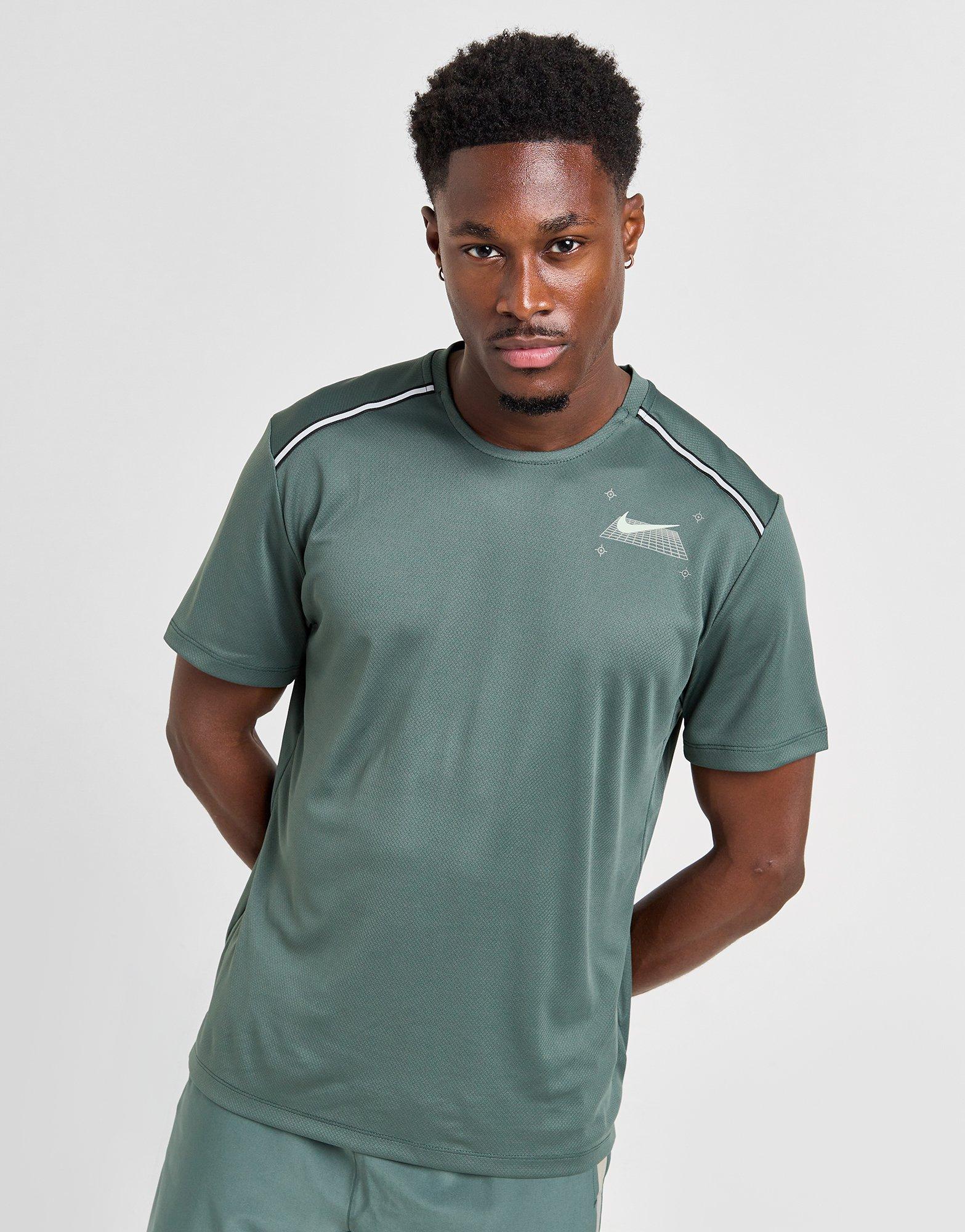 Nike Performance T-Shirt