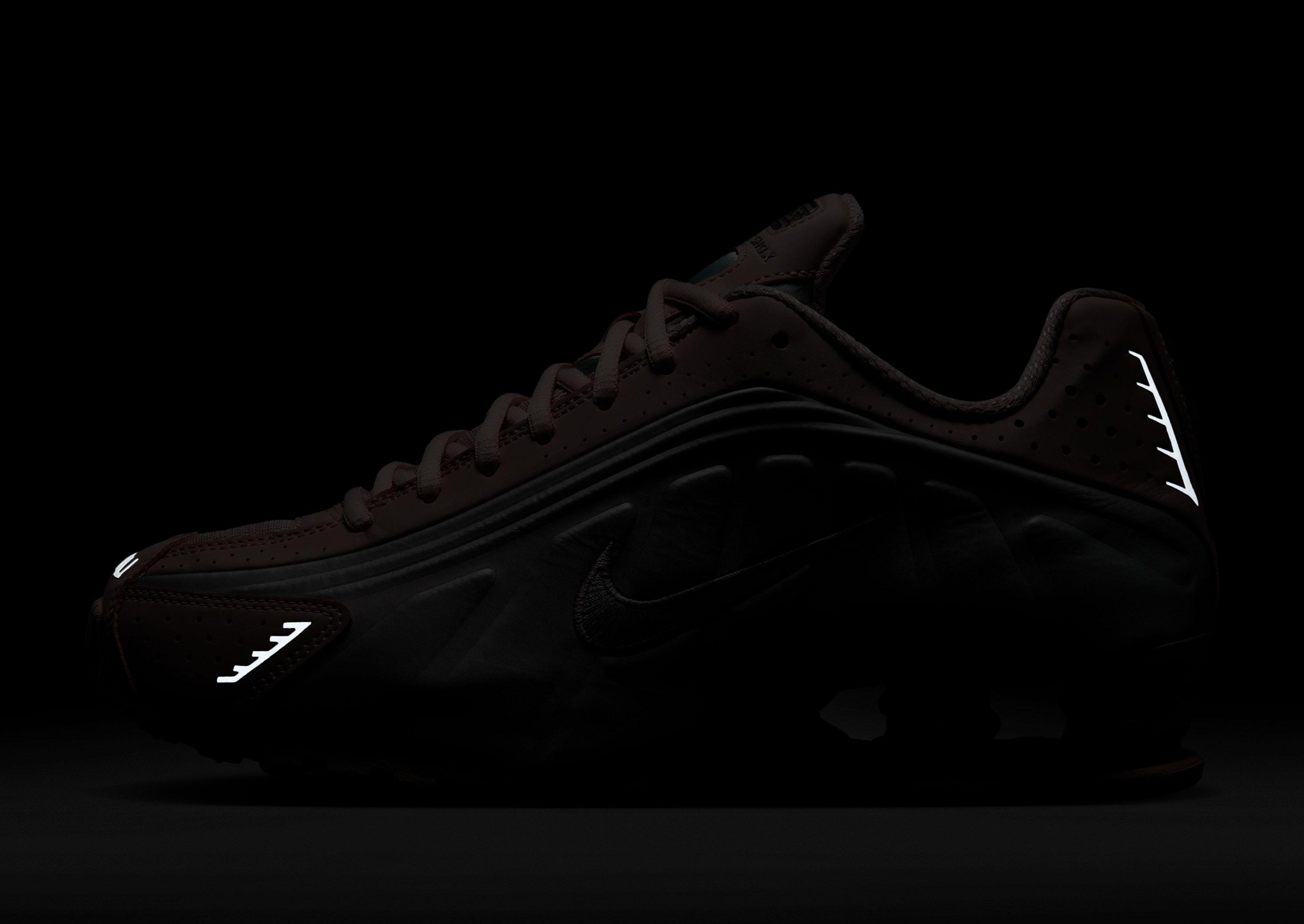 Nike Shox R4 Women's