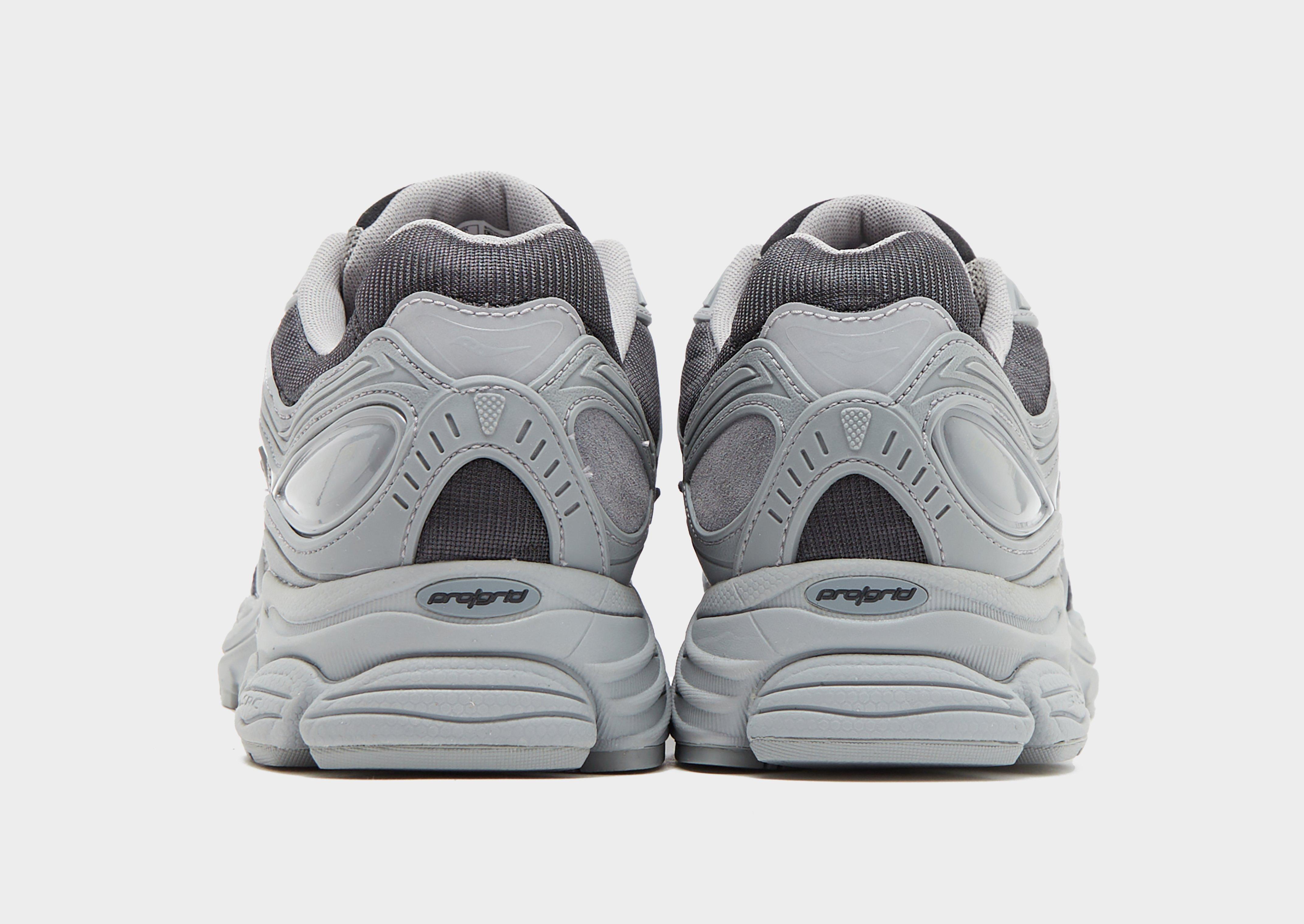 Saucony ProGrid Omni 9 Armor