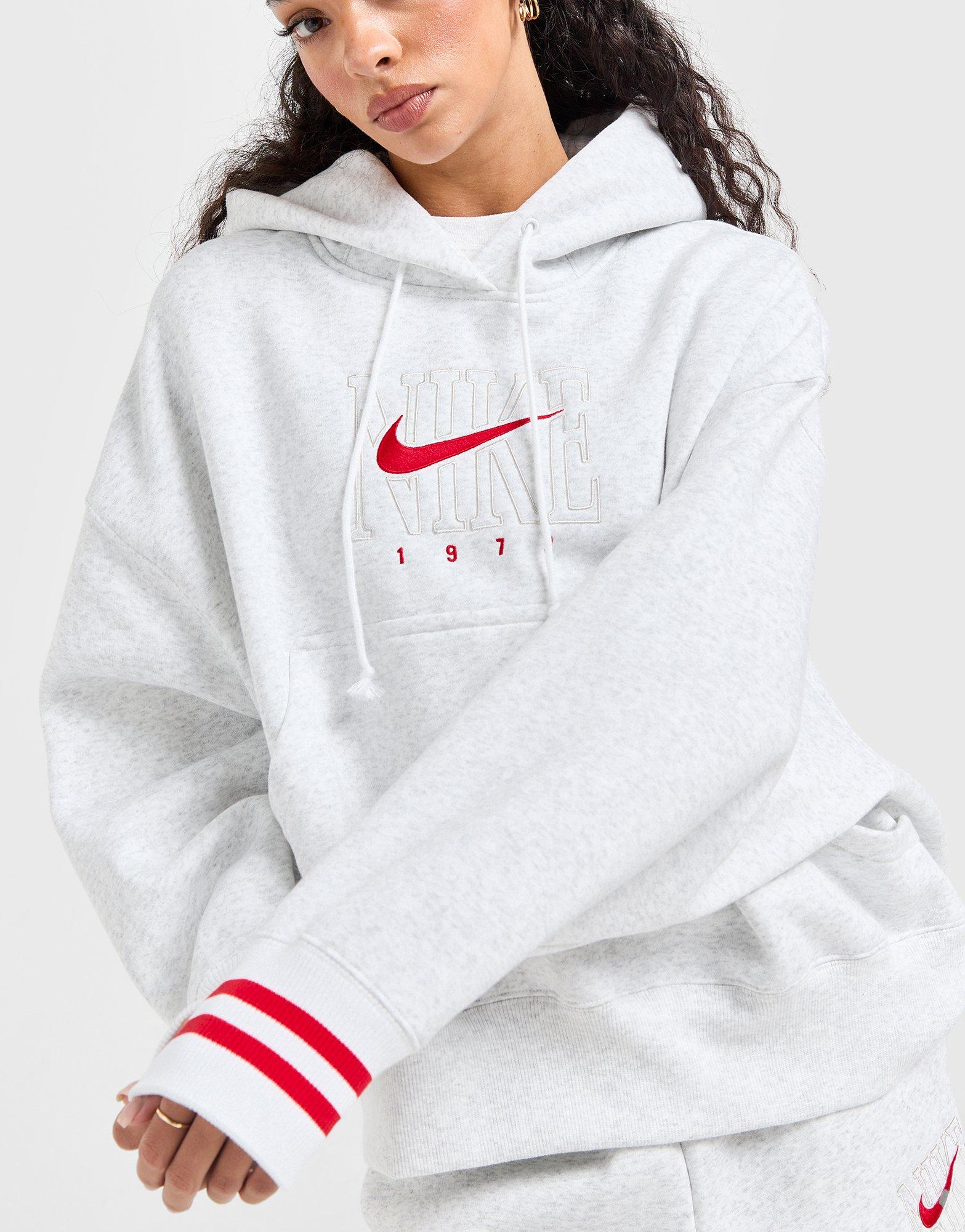 Nike Classic Over-Oversized Hoodie
