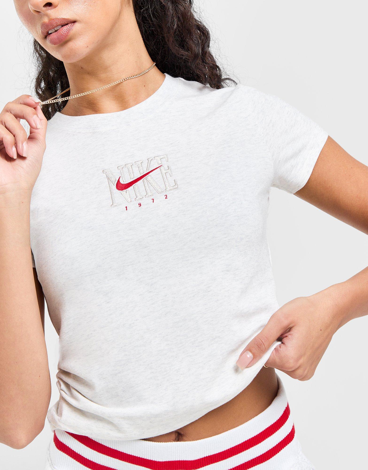 Nike Classic Slim Short Sleeve T-Shirt