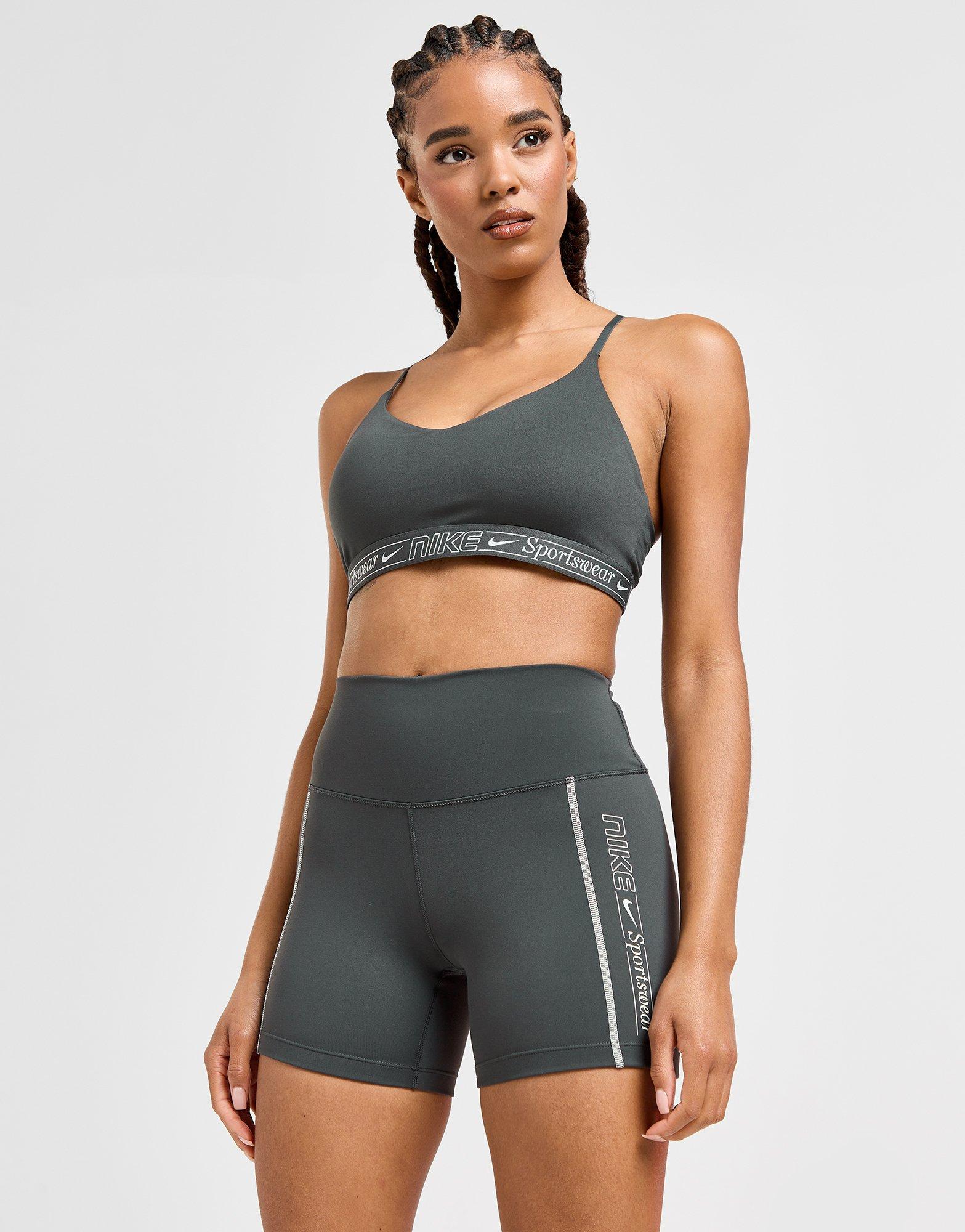 Nike Training Graphic Swoosh 5" Shorts