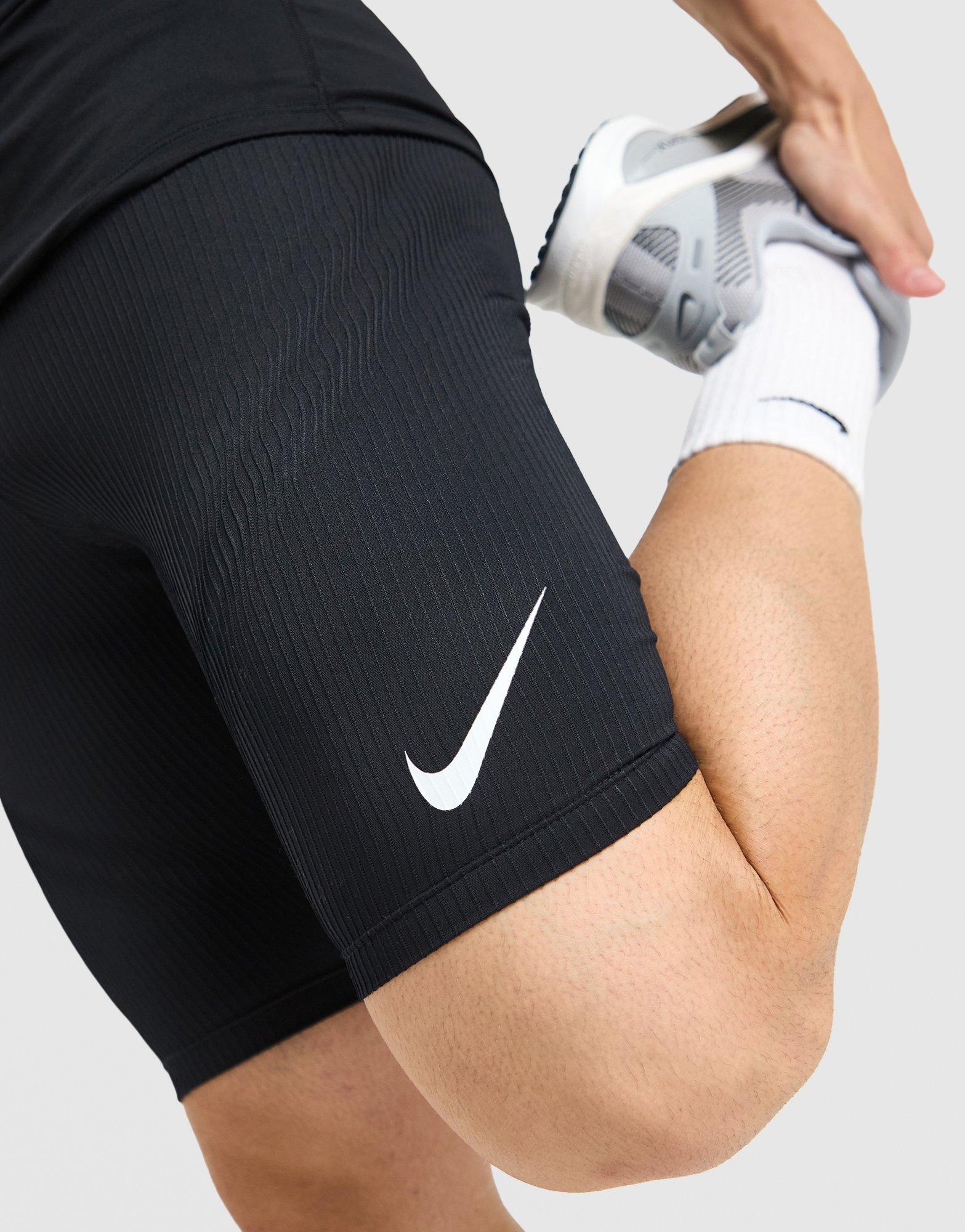 Nike AeroSwift 1/2-Length Leggings