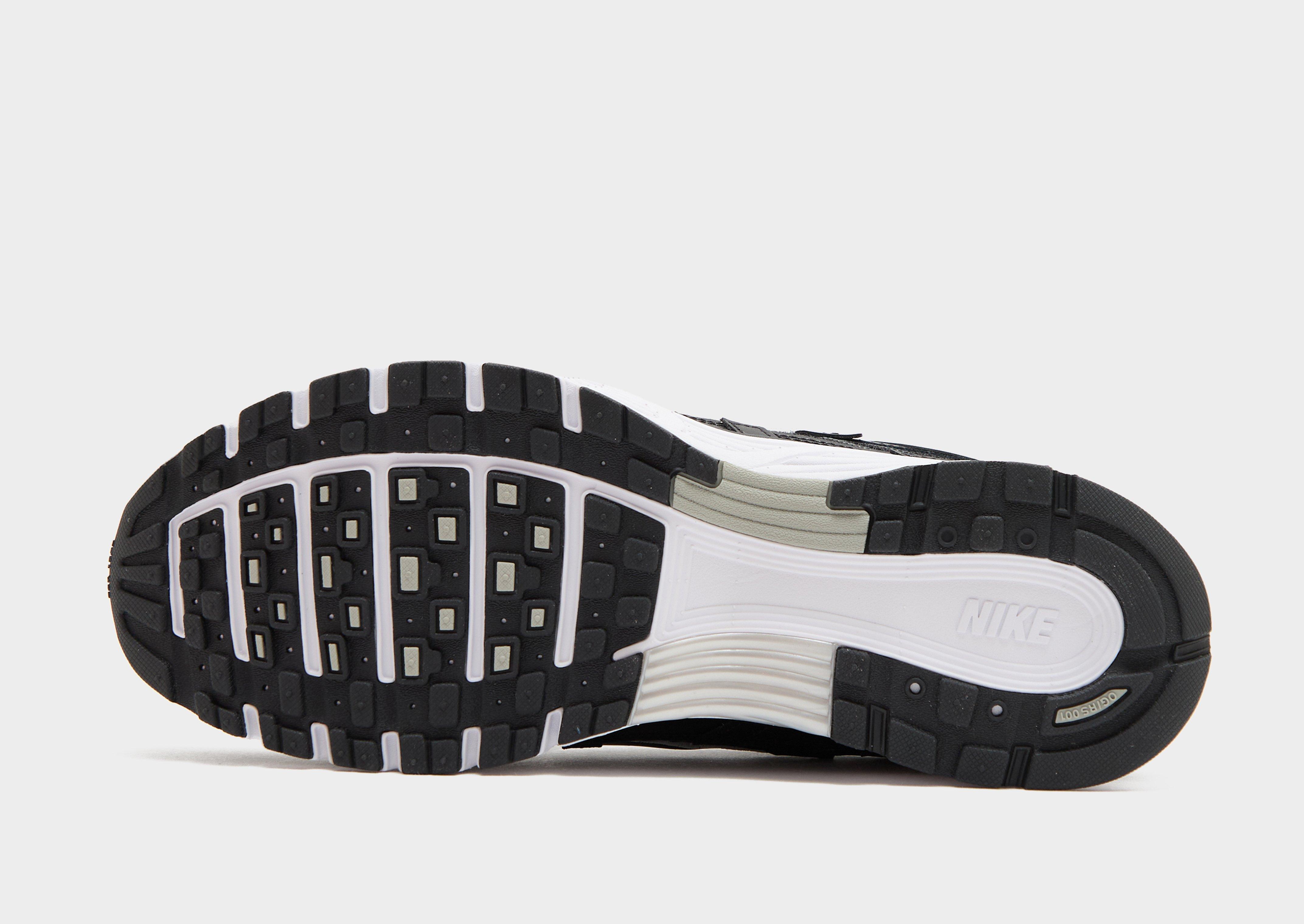 Nike Schoenen P-6000