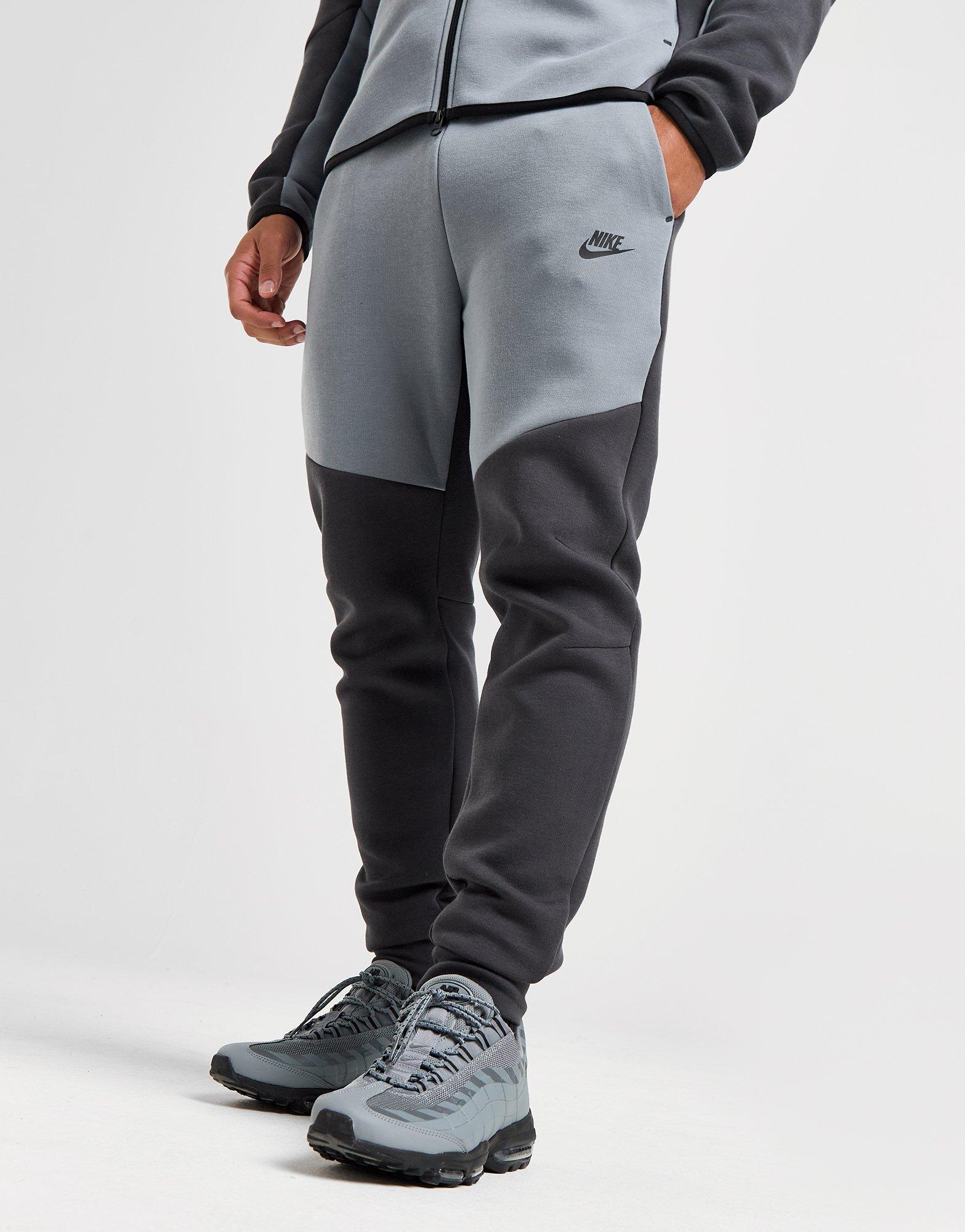 Nike Tech Fleece Joggers