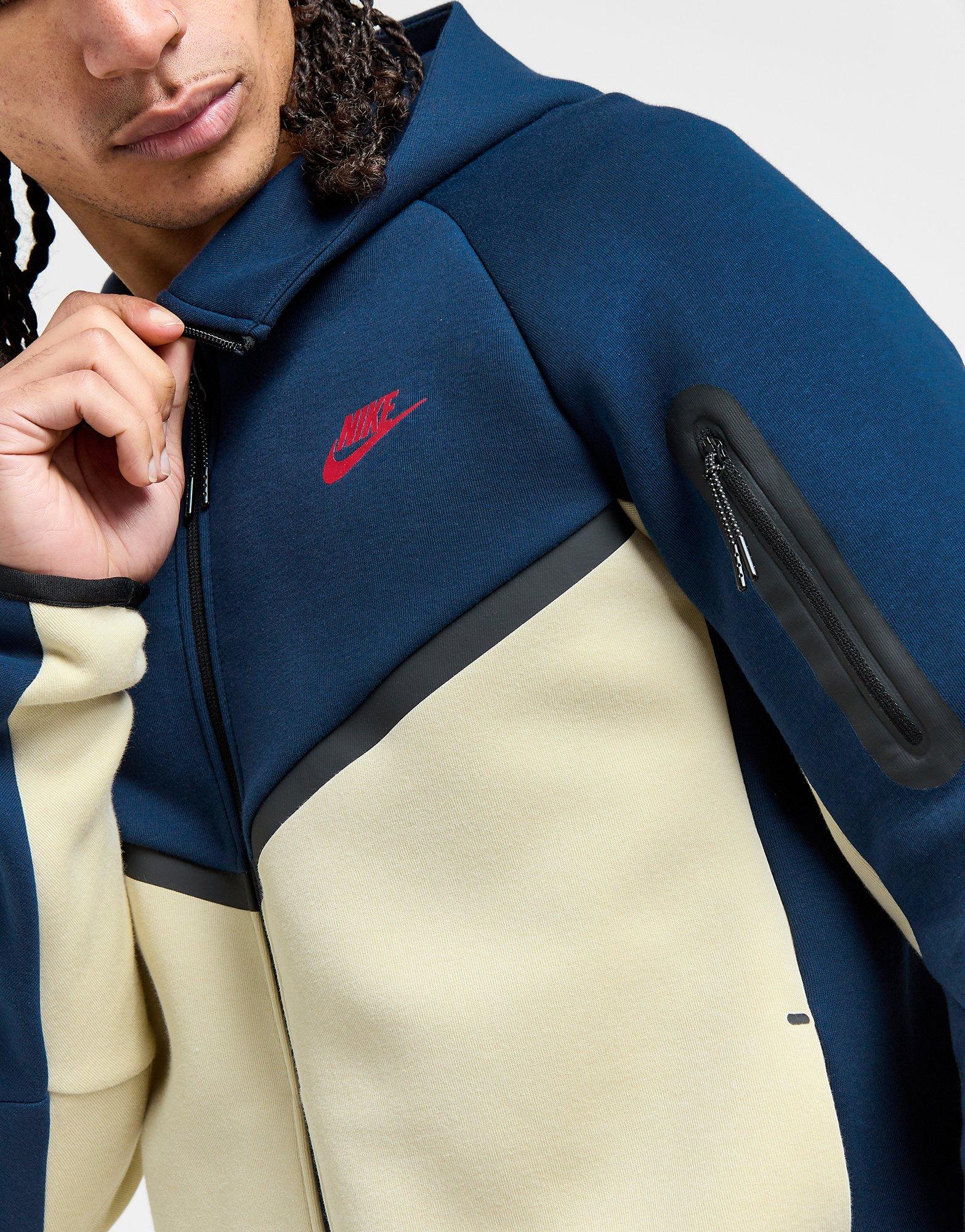 Nike Tech Fleece Hoodie