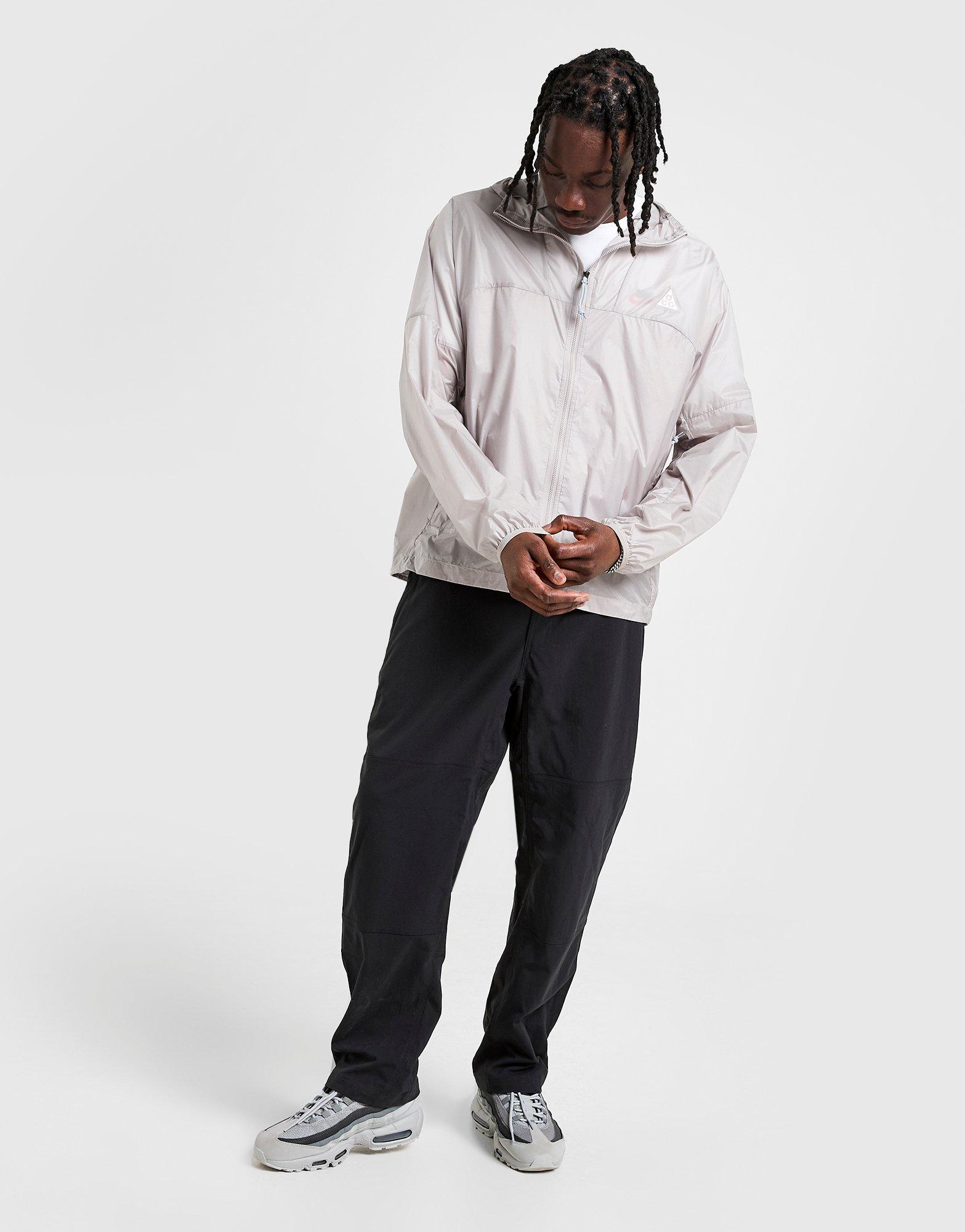 Nike ACG Light Windrunner Jacket