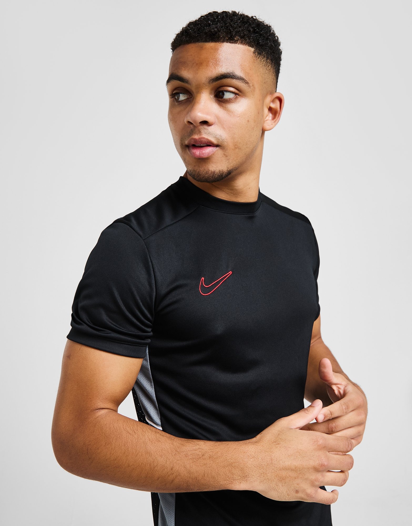 mens nike academy t shirt