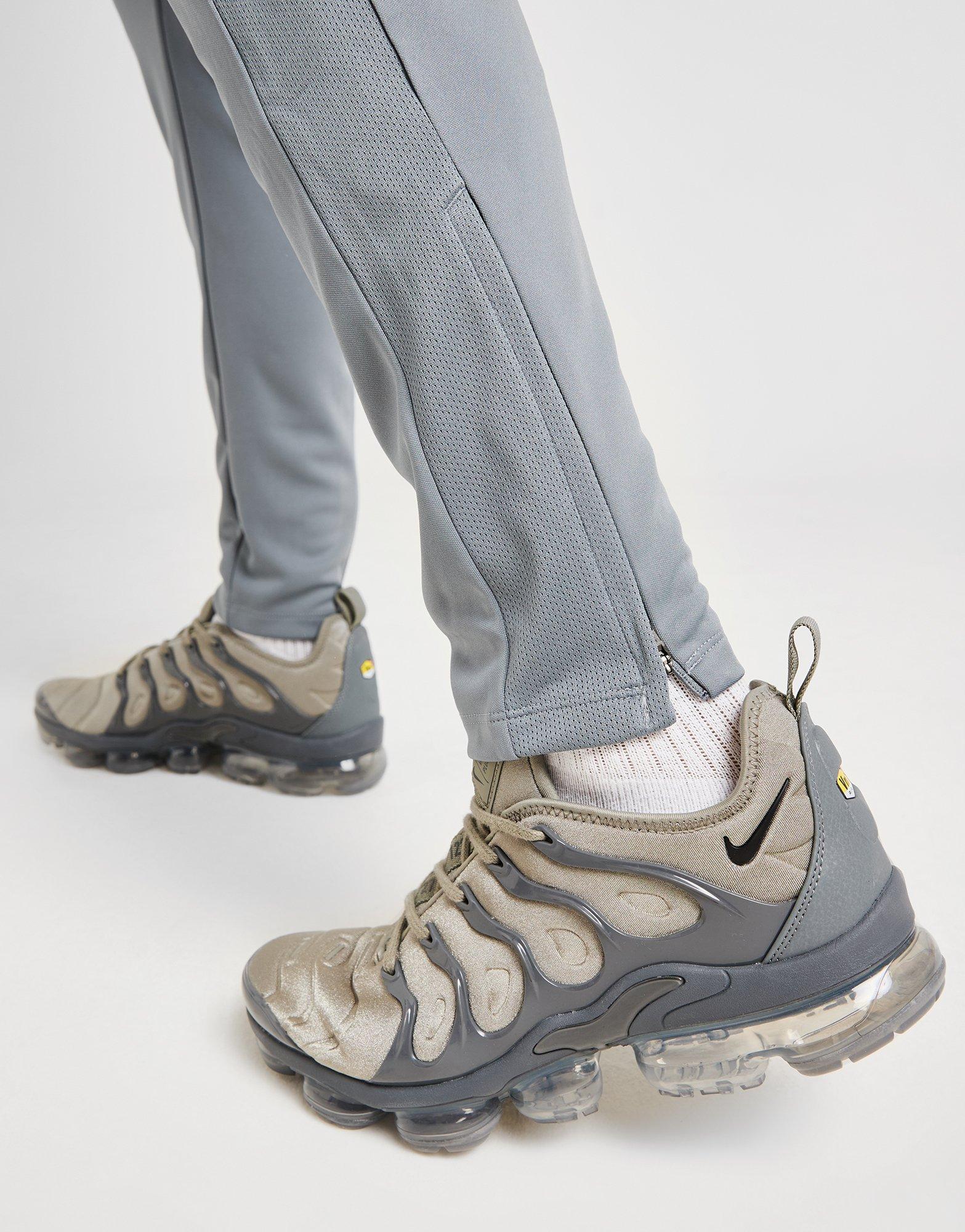 mens nike academy track pants