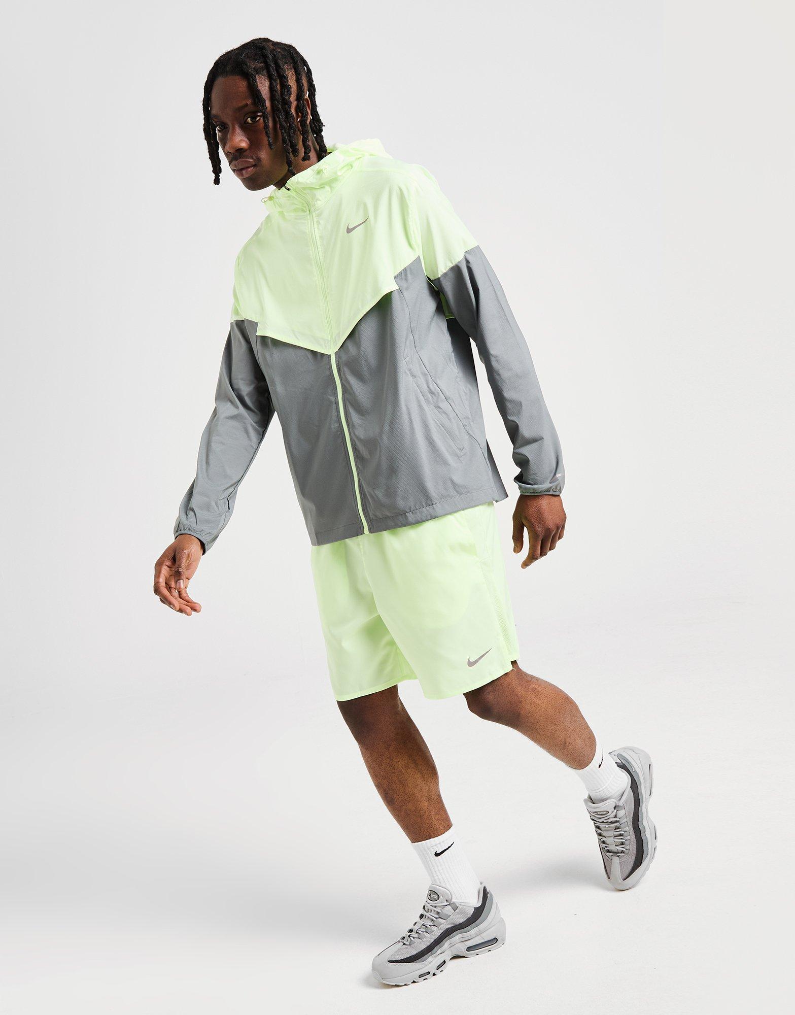 Nike Challenger Shorts