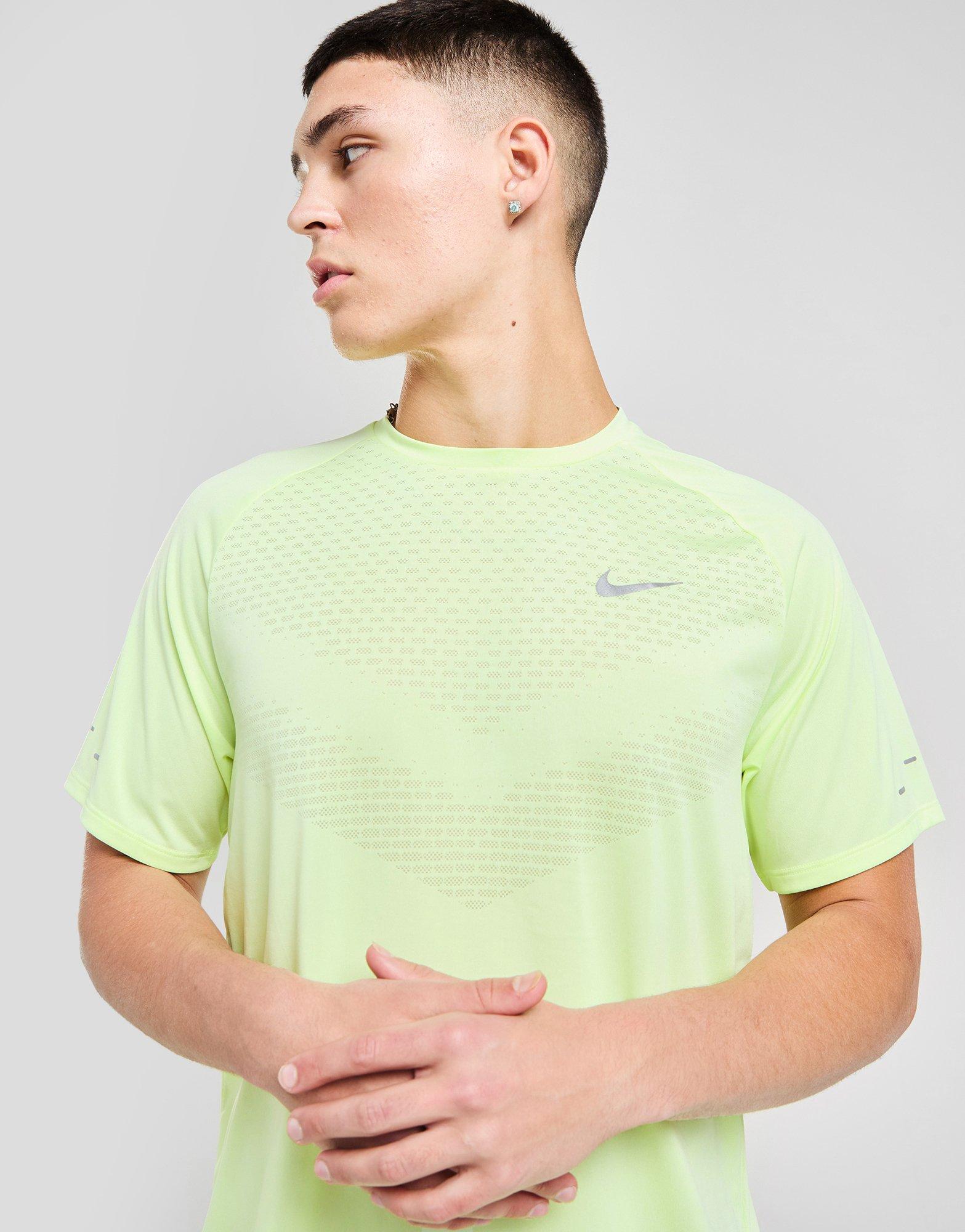 Nike Stride T-Shirt