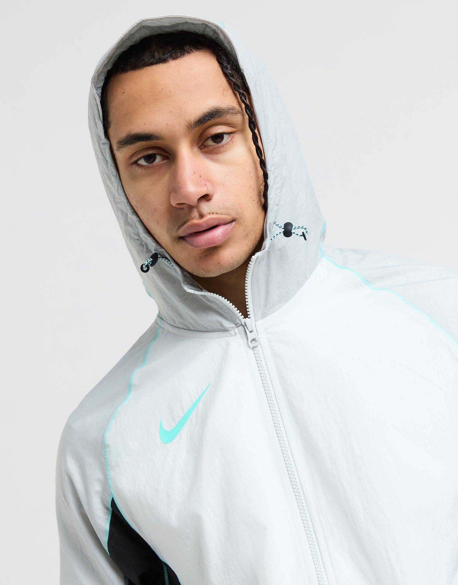 Nike Waterafstotend voetbaljack met capuchon voor heren Strike+