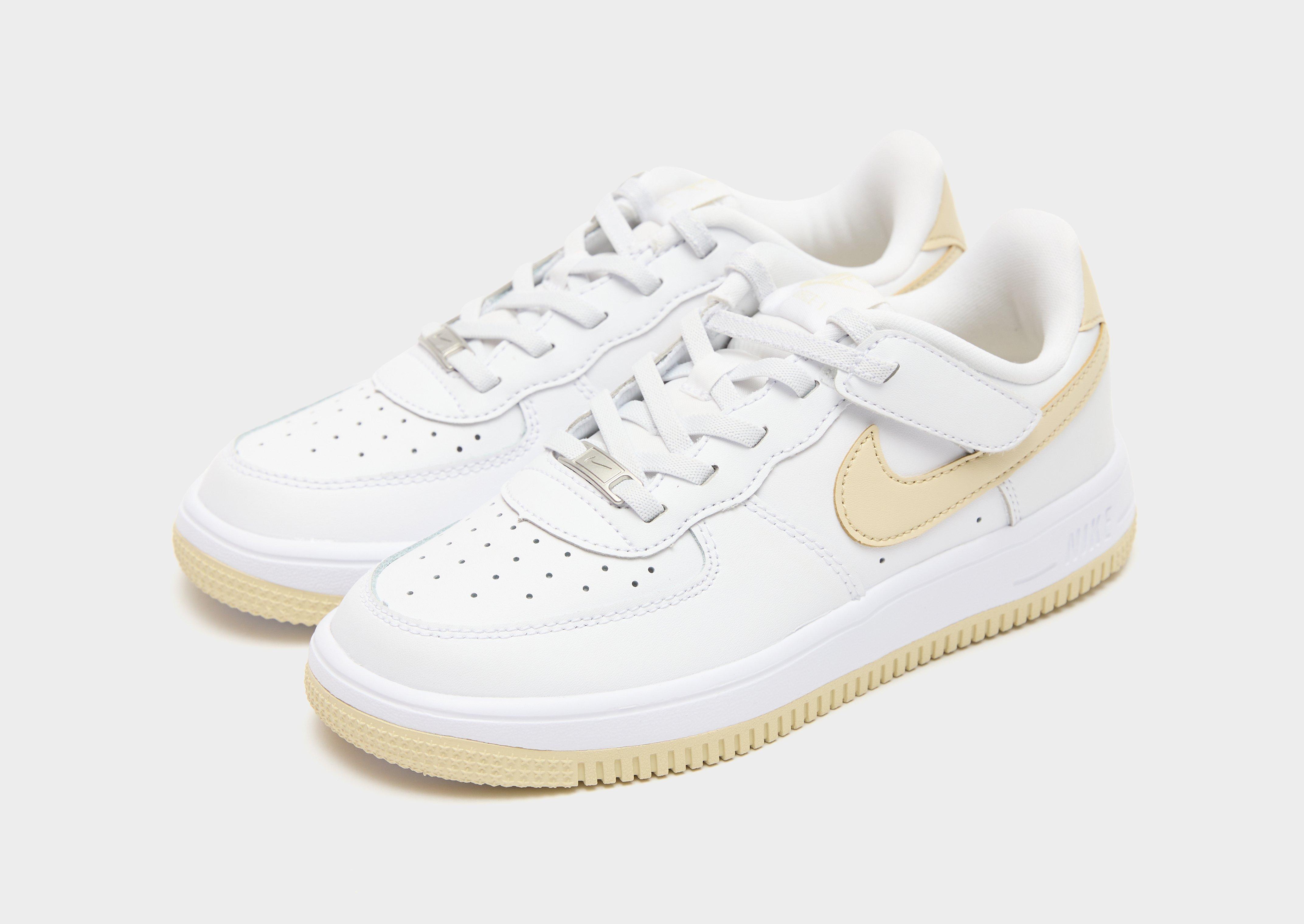 White Nike AIR FORCE 1 '07 LV8 - JD Sports Global