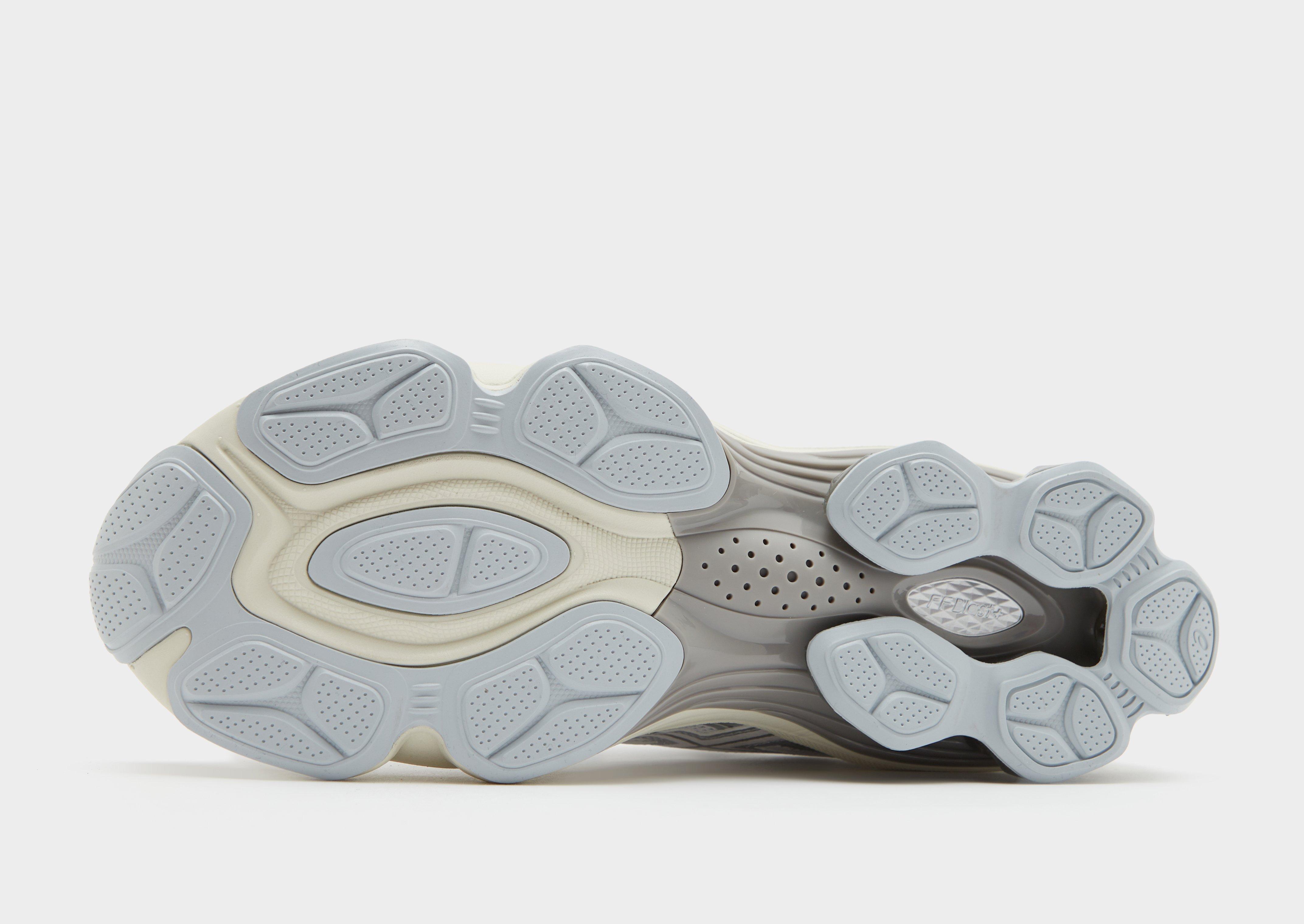 ASICS GEL-KINETIC FLUENT