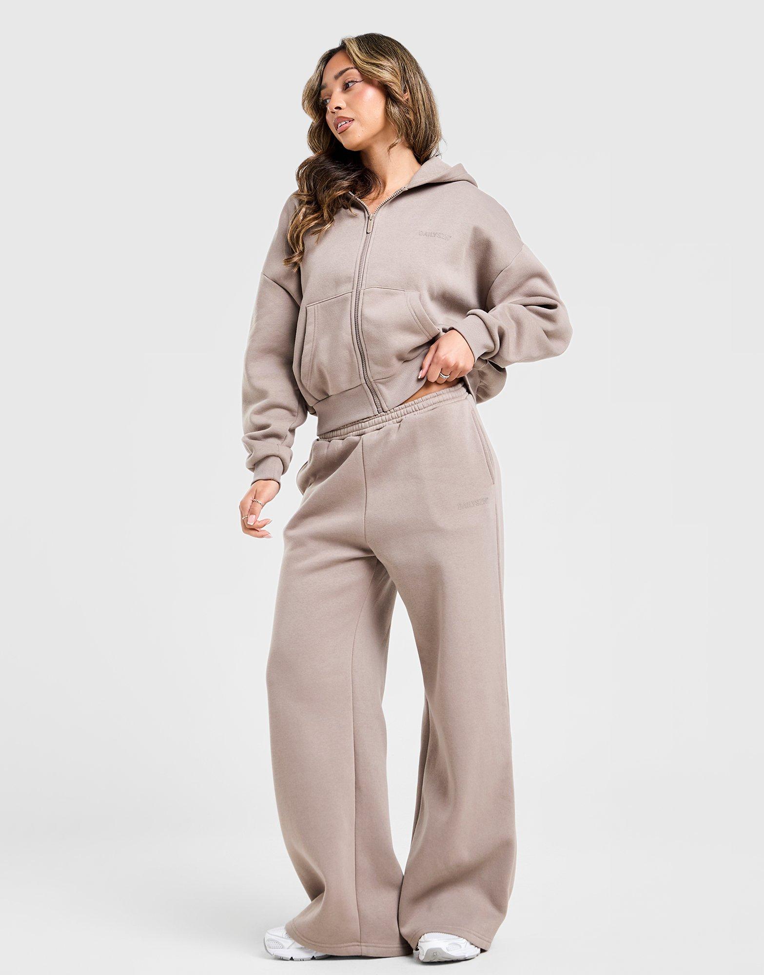 DAILYSZN Cropped Hoodie