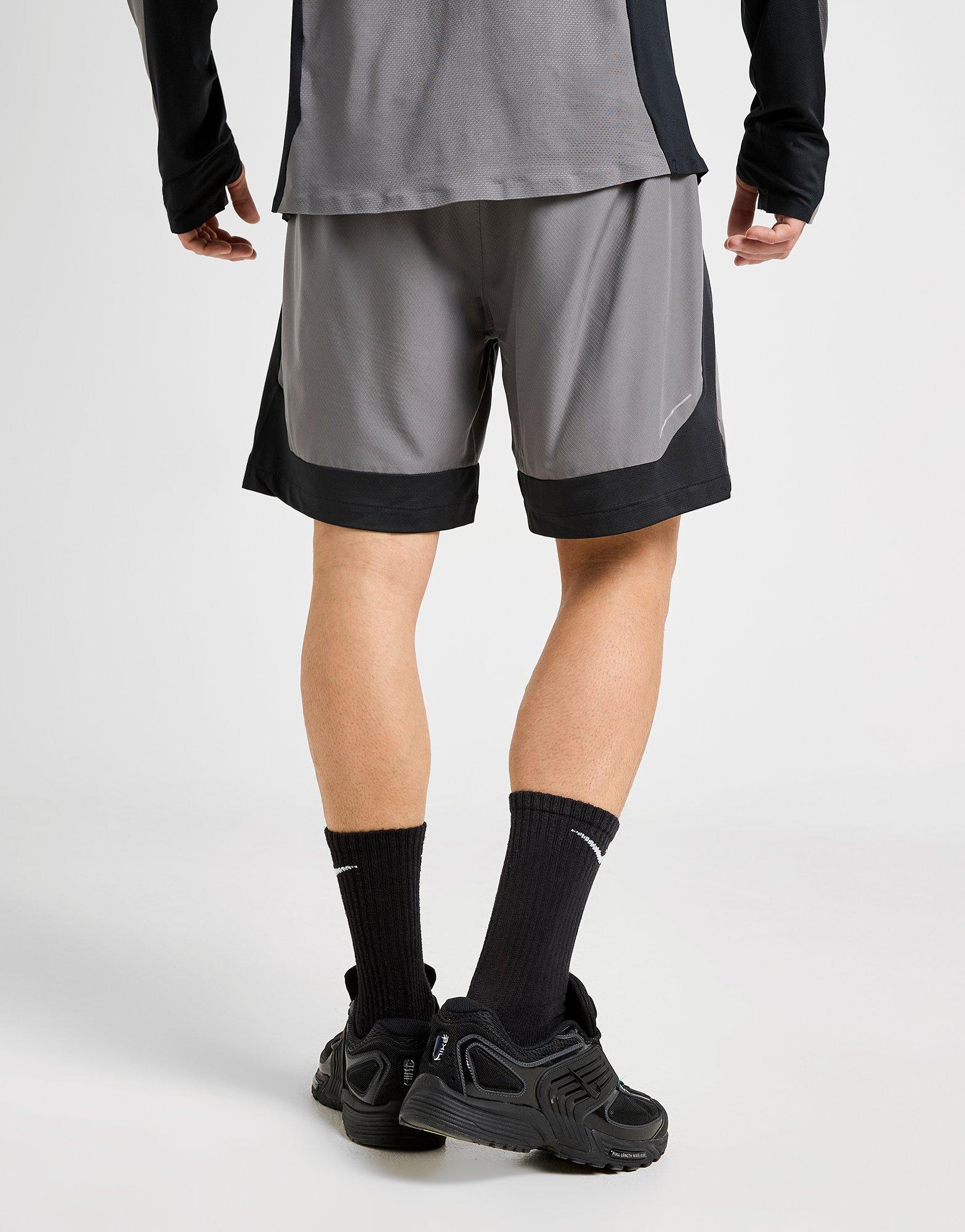 Columbia Three Pitch 7" Shorts