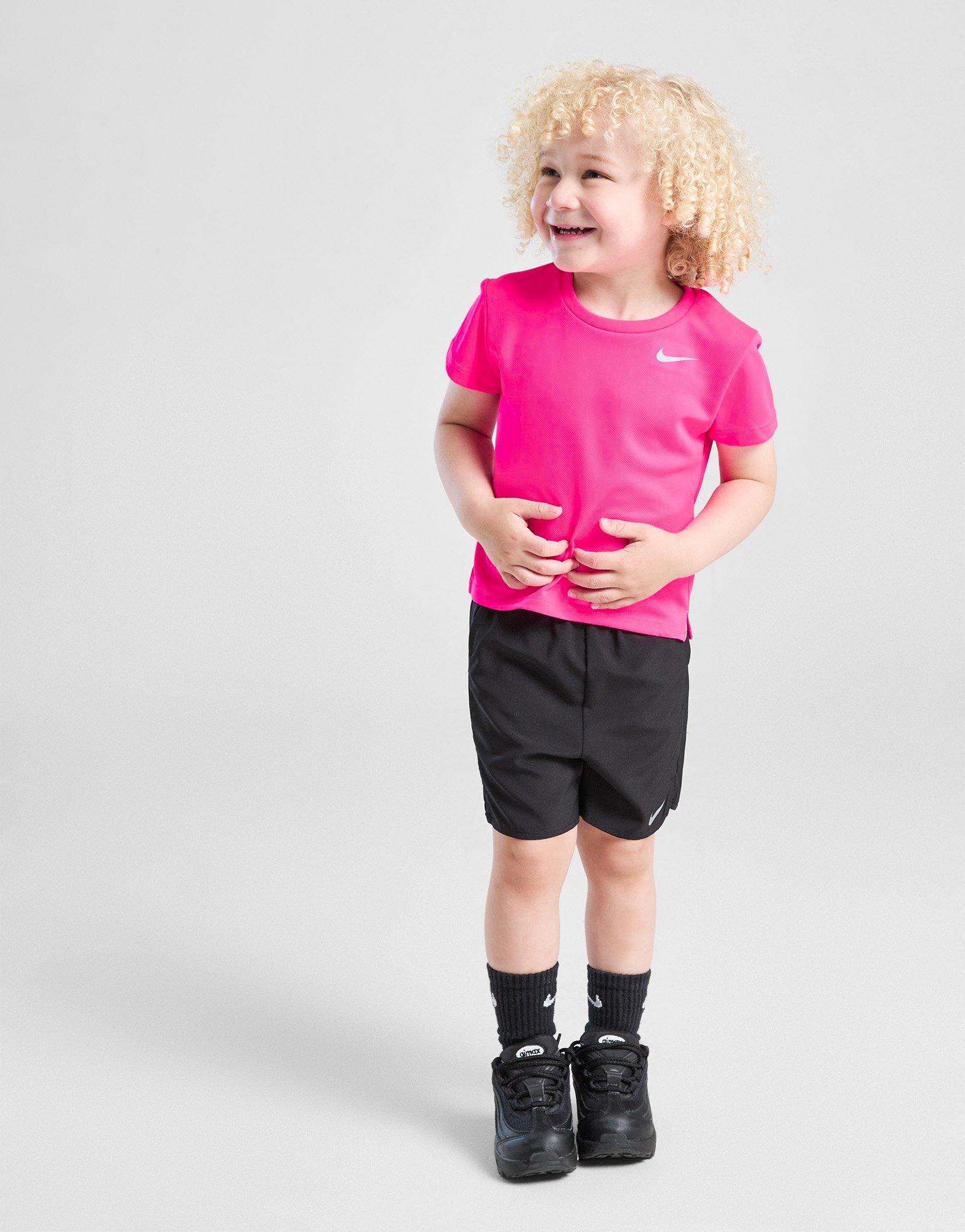 Nike Challenger T-Shirt/Shorts Set