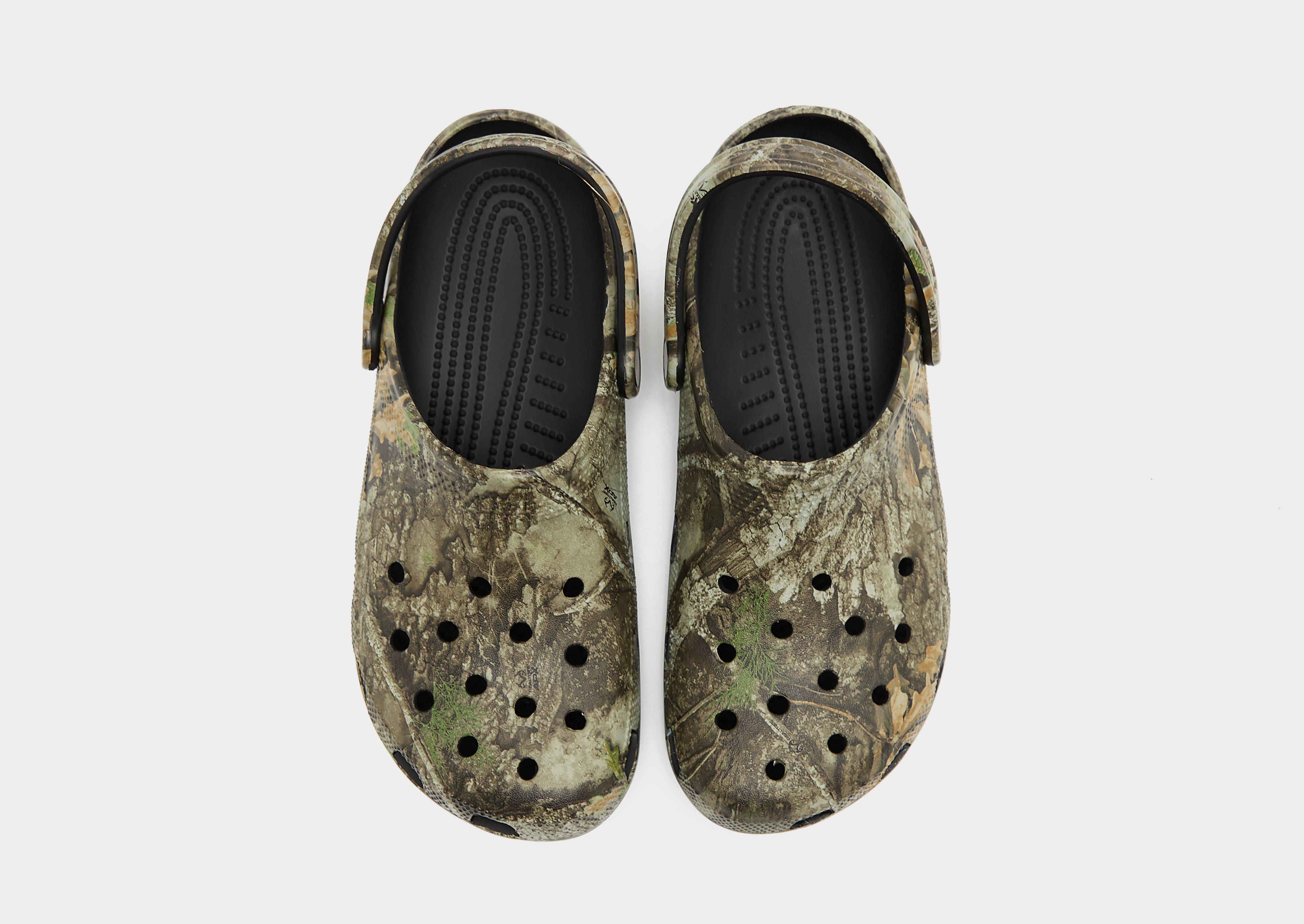 Crocs x Realtree APX Classic Clogs