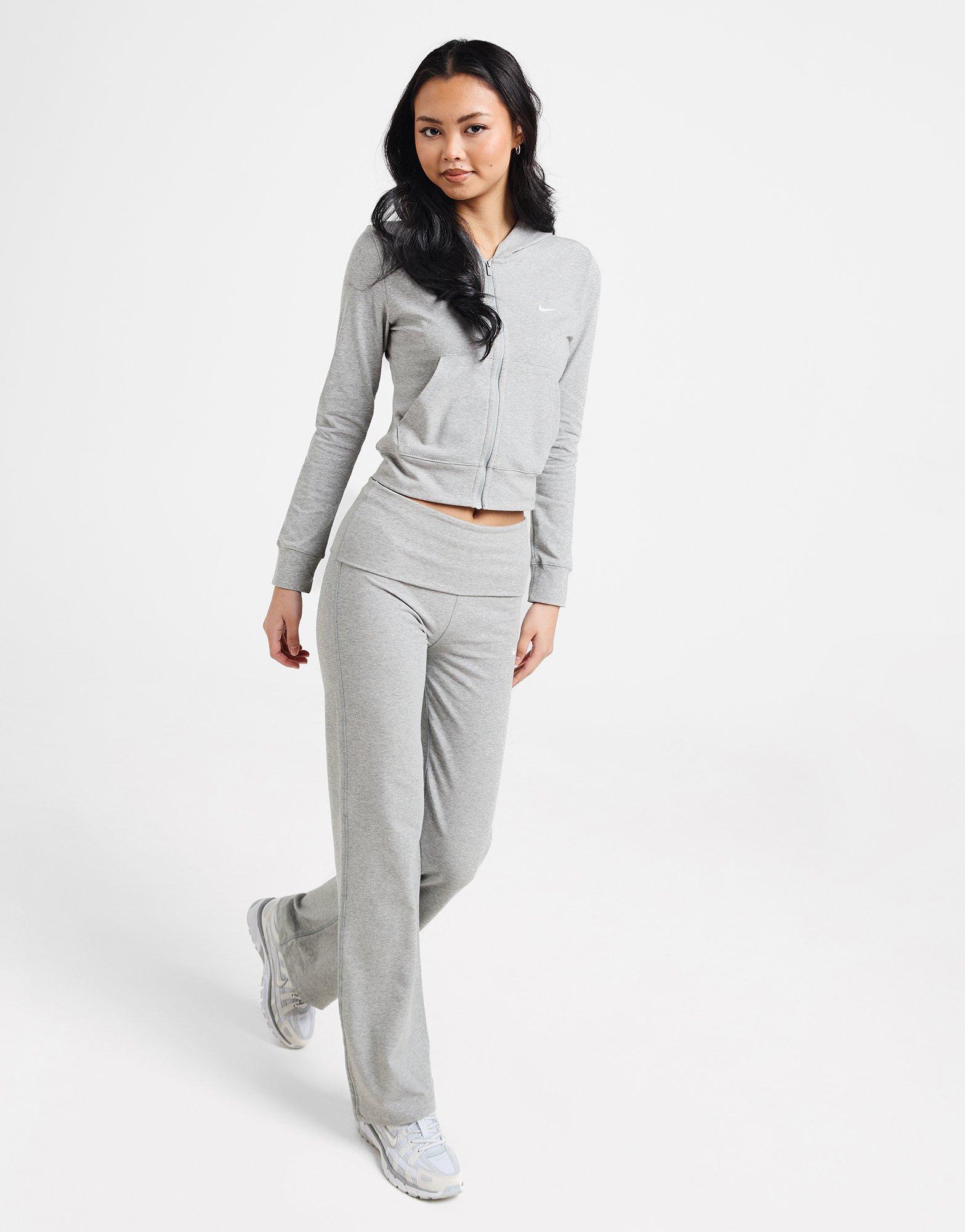 Nike Essential Full Zip Hoodie