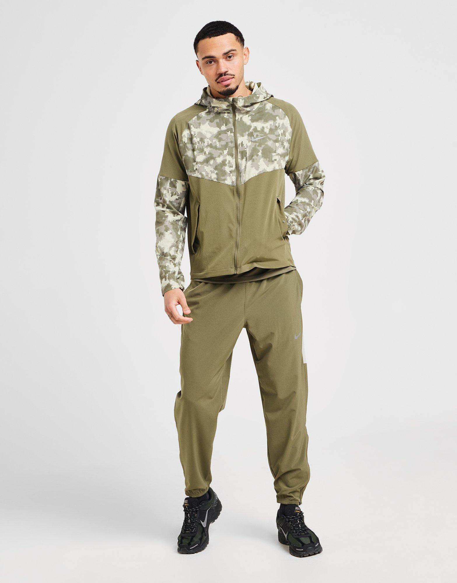 Nike Chaqueta Repel Miler Camo