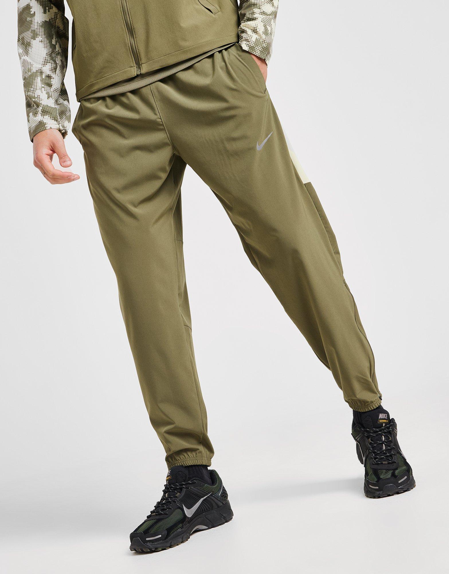 Nike Challenger Woven Track Pants