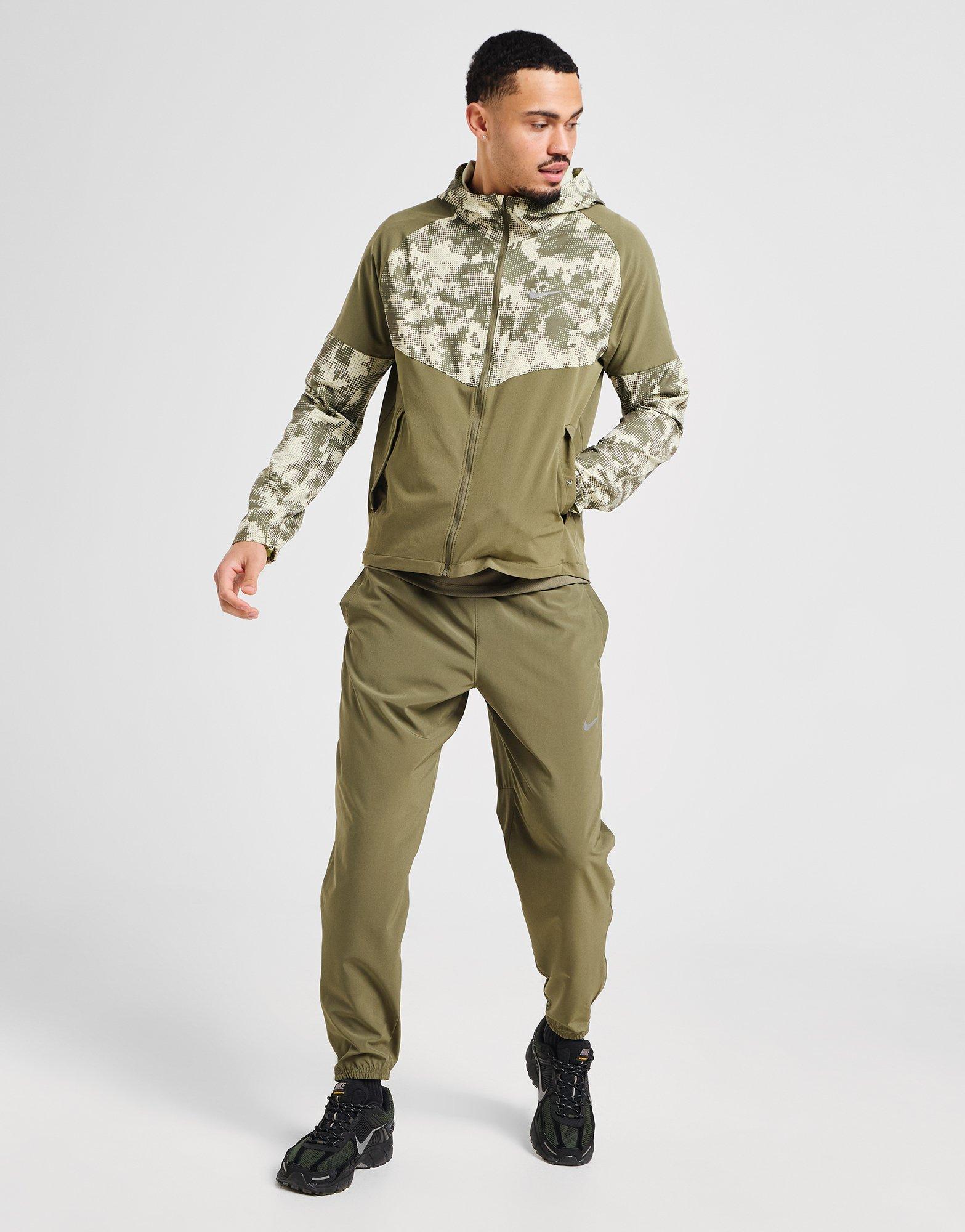 Nike Challenger Woven Track Pants