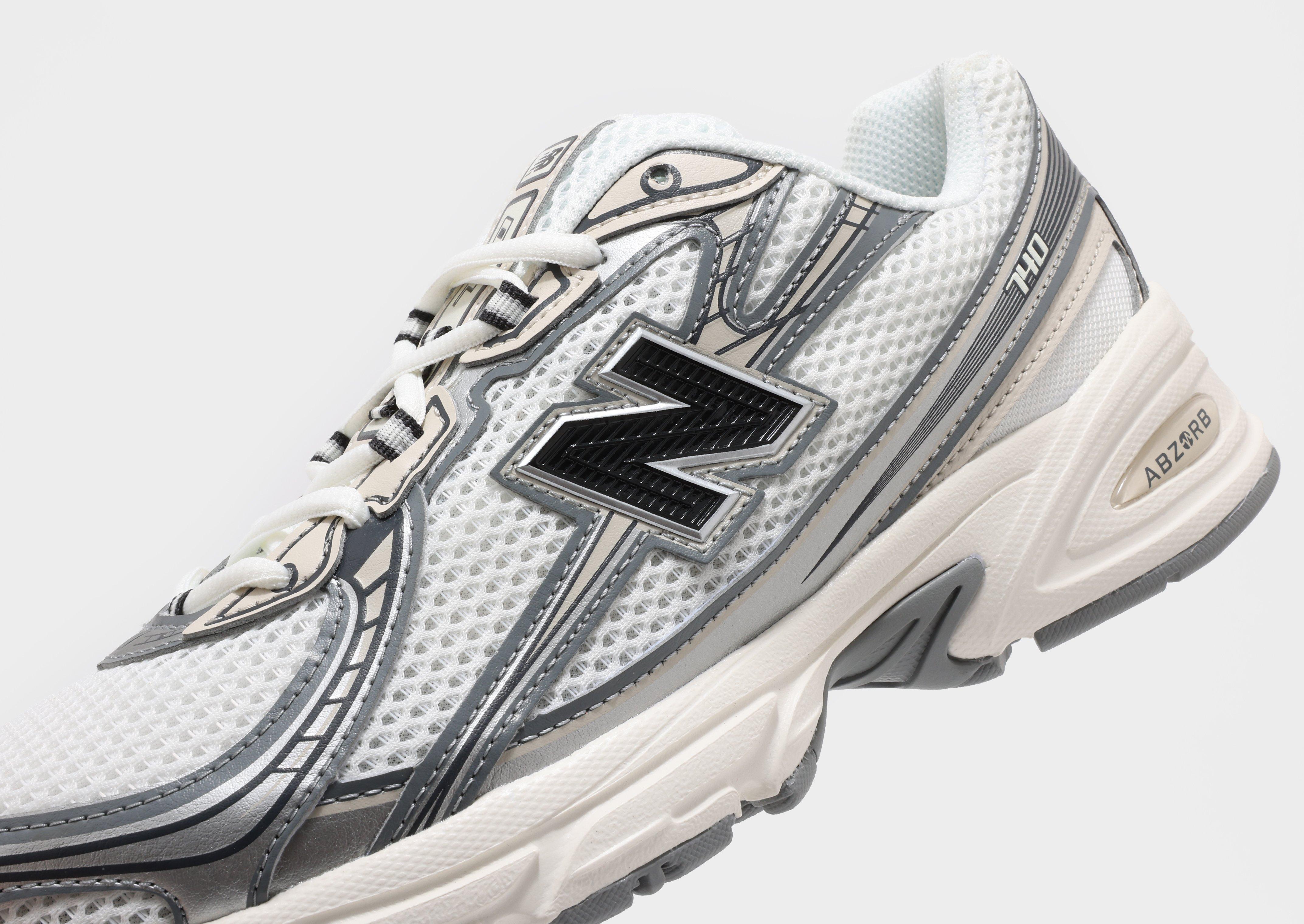 New Balance 740 Women's