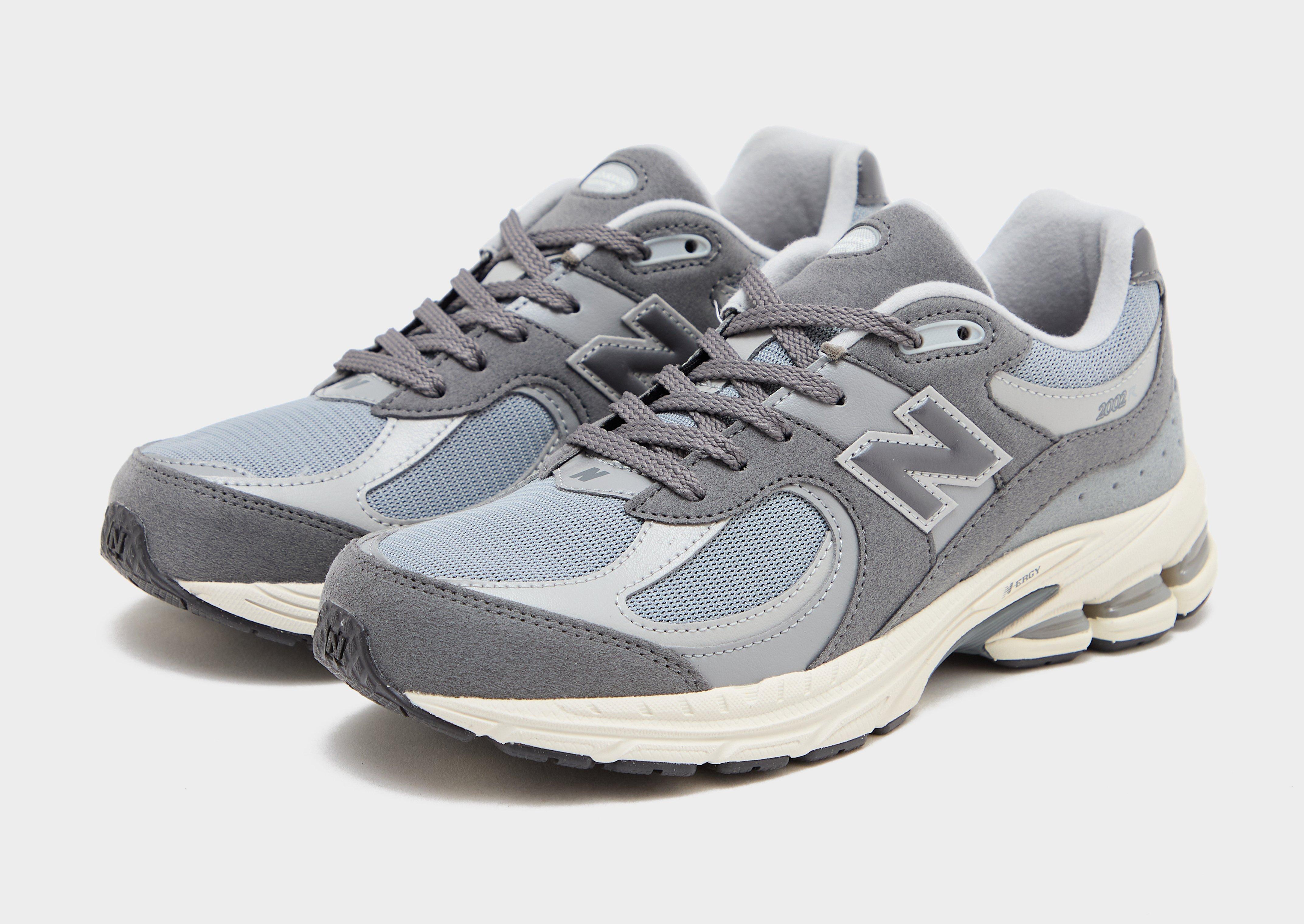 New Balance 2002R Junior