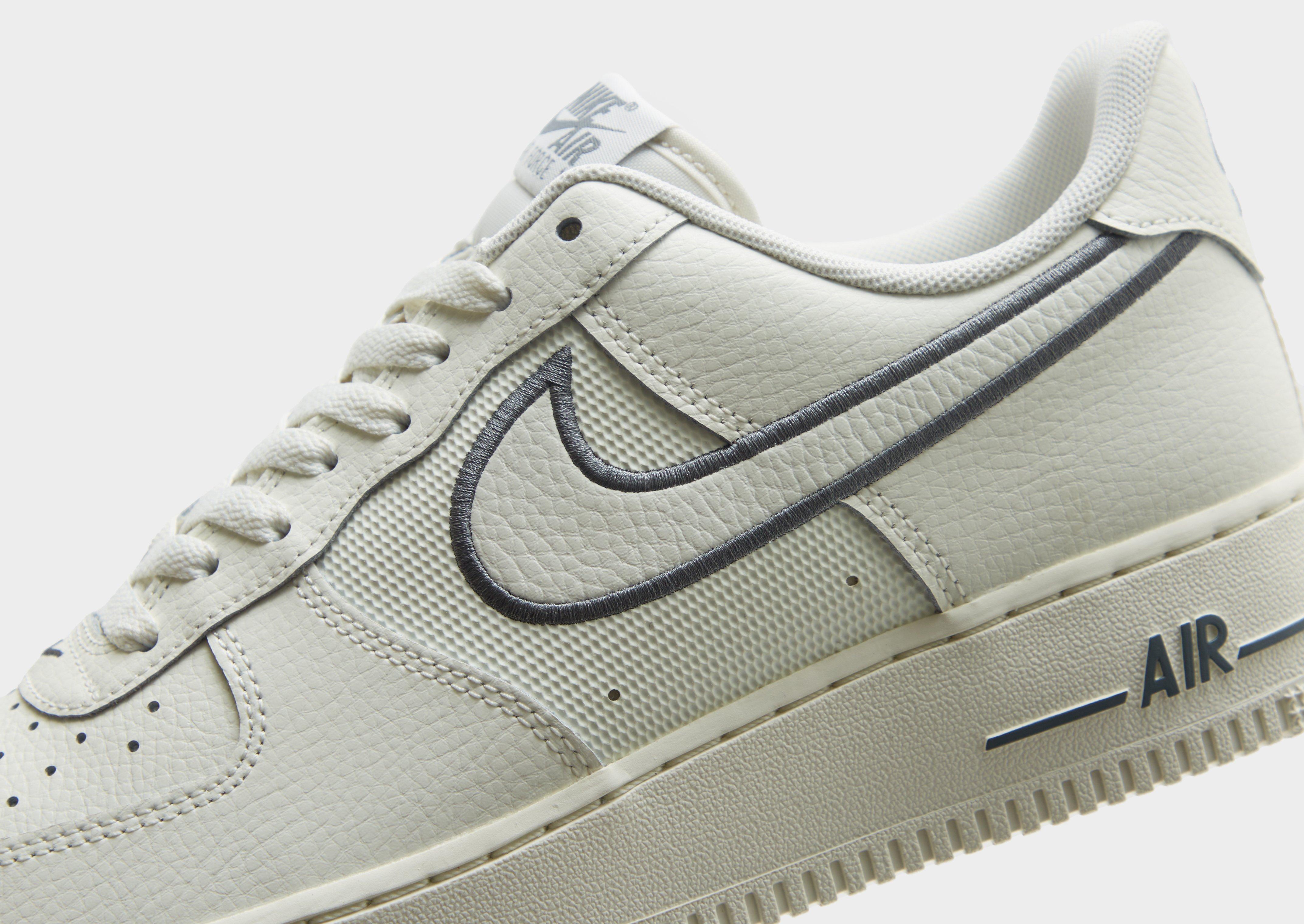 Nike Air Force 1 Low