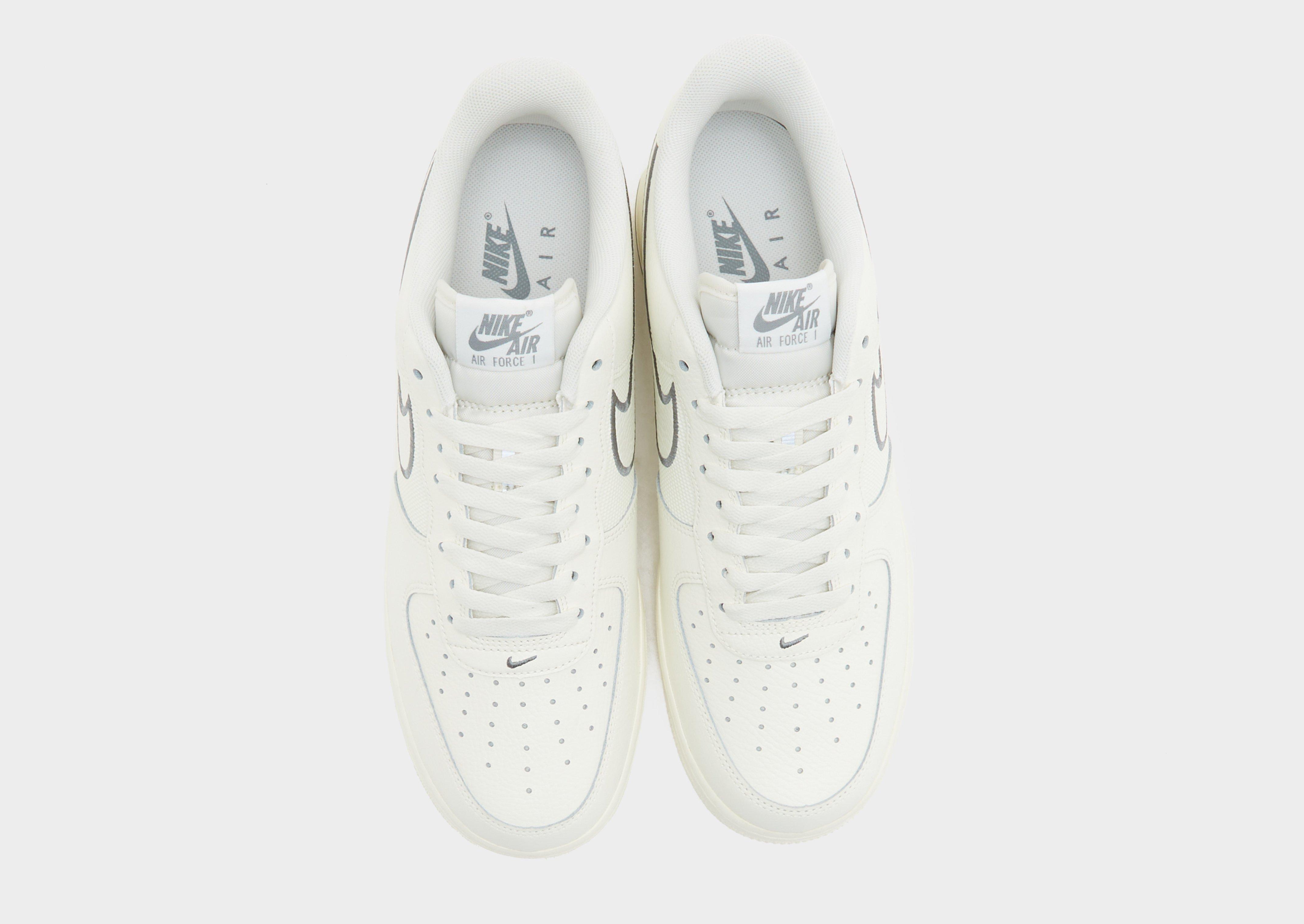 Nike Air Force 1 Low