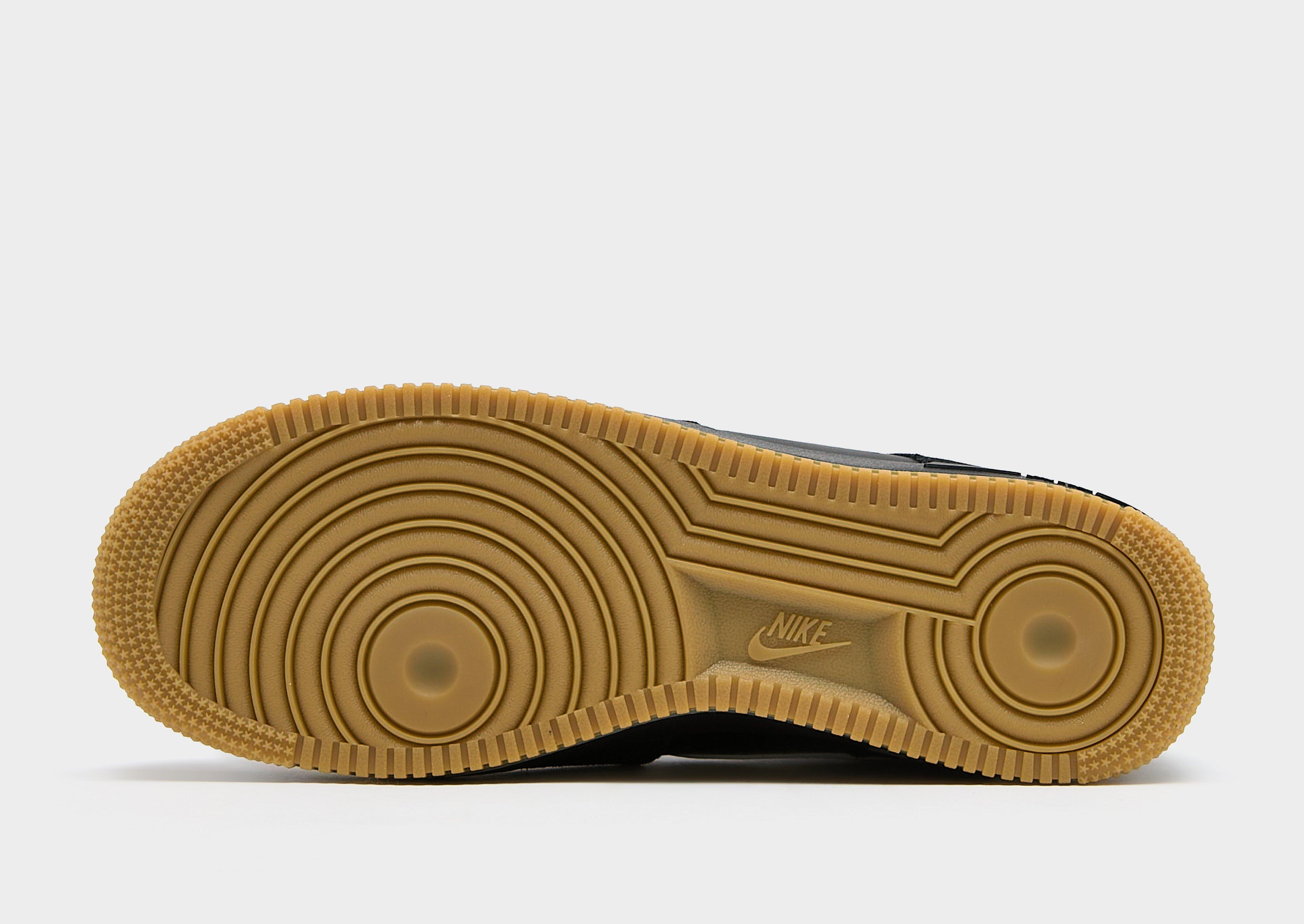 Nike Air Force 1 '07 LV8