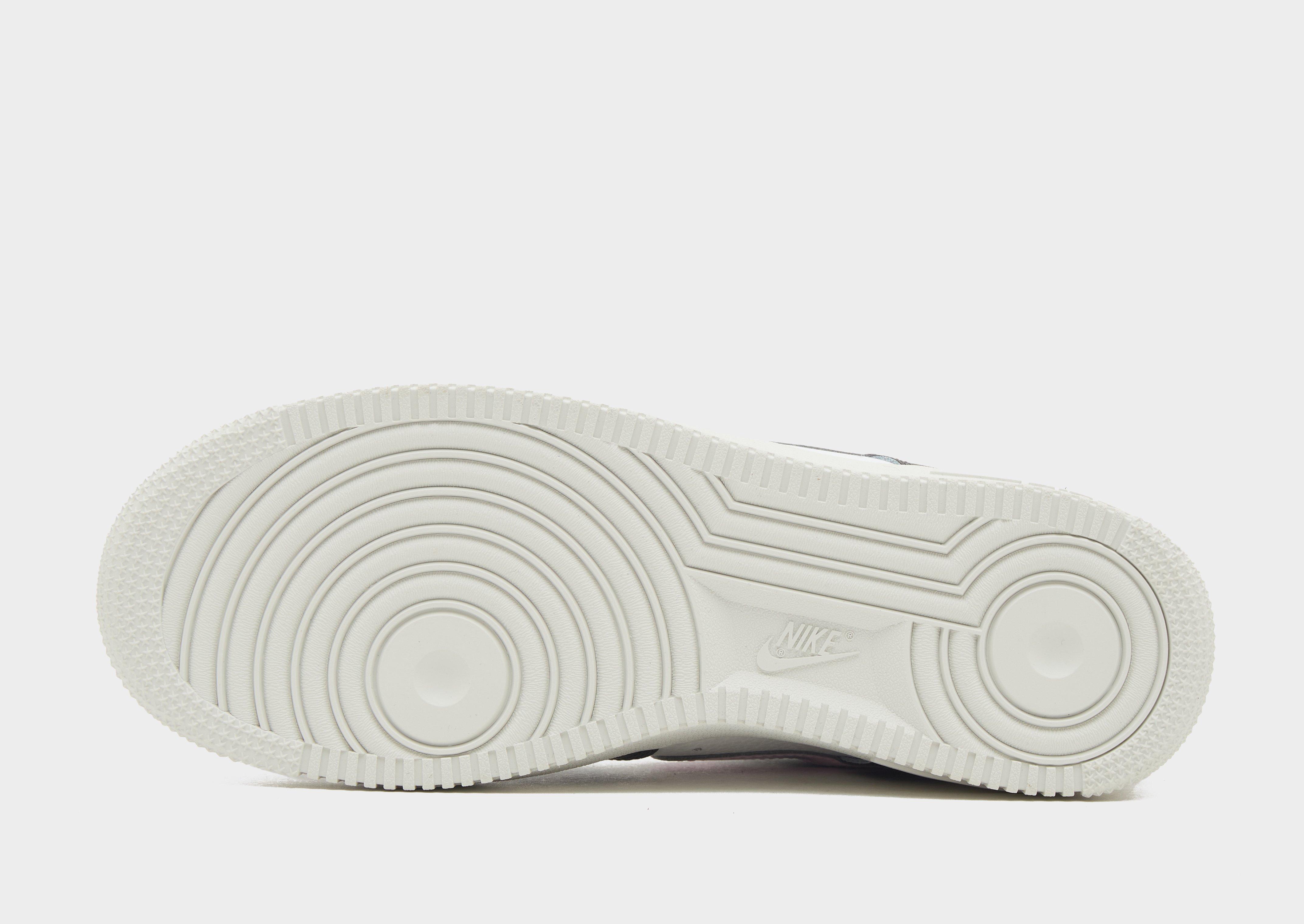 Nike Air Force 1 '07 Women's