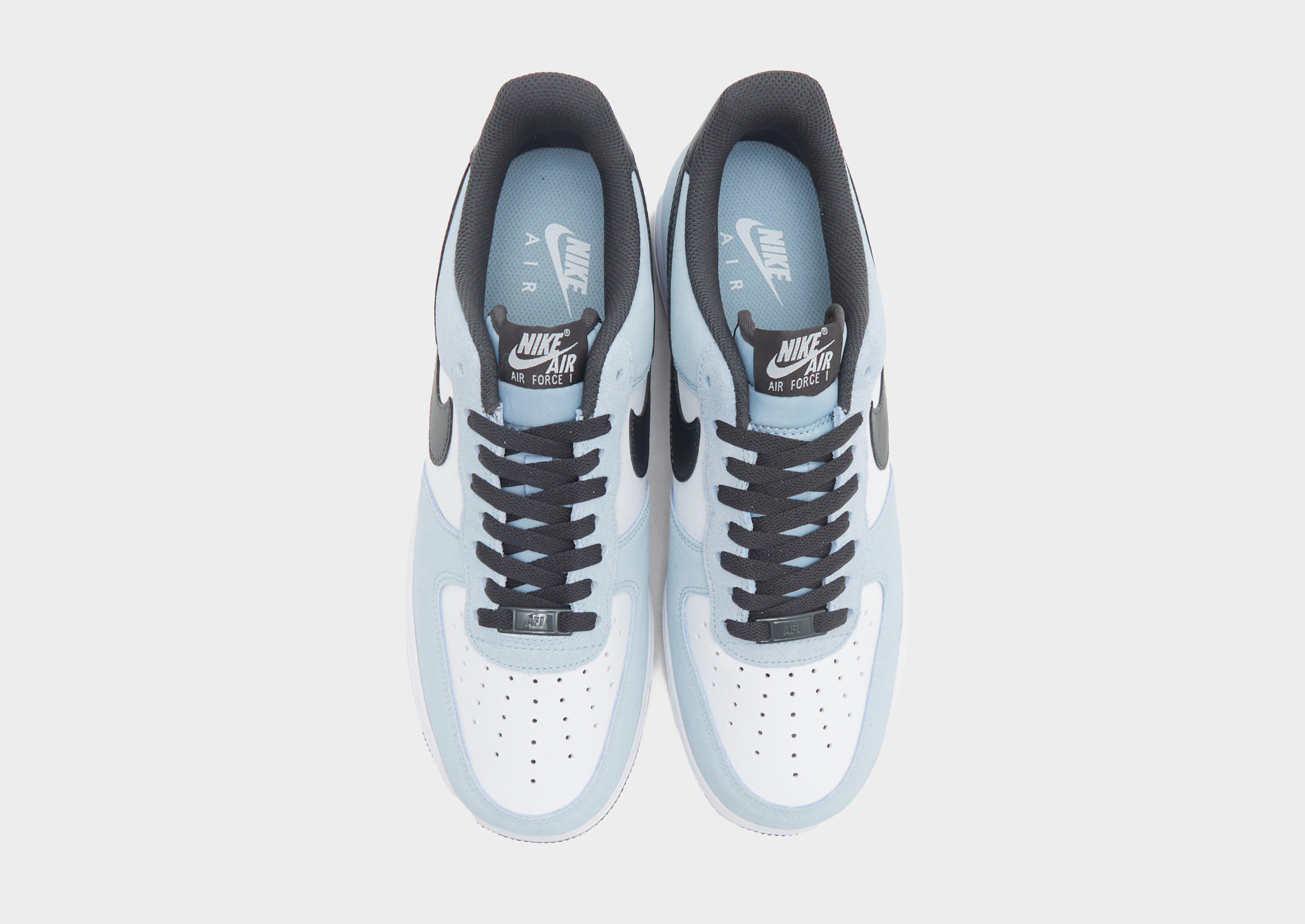 Nike Air Force 1 '07 LV8