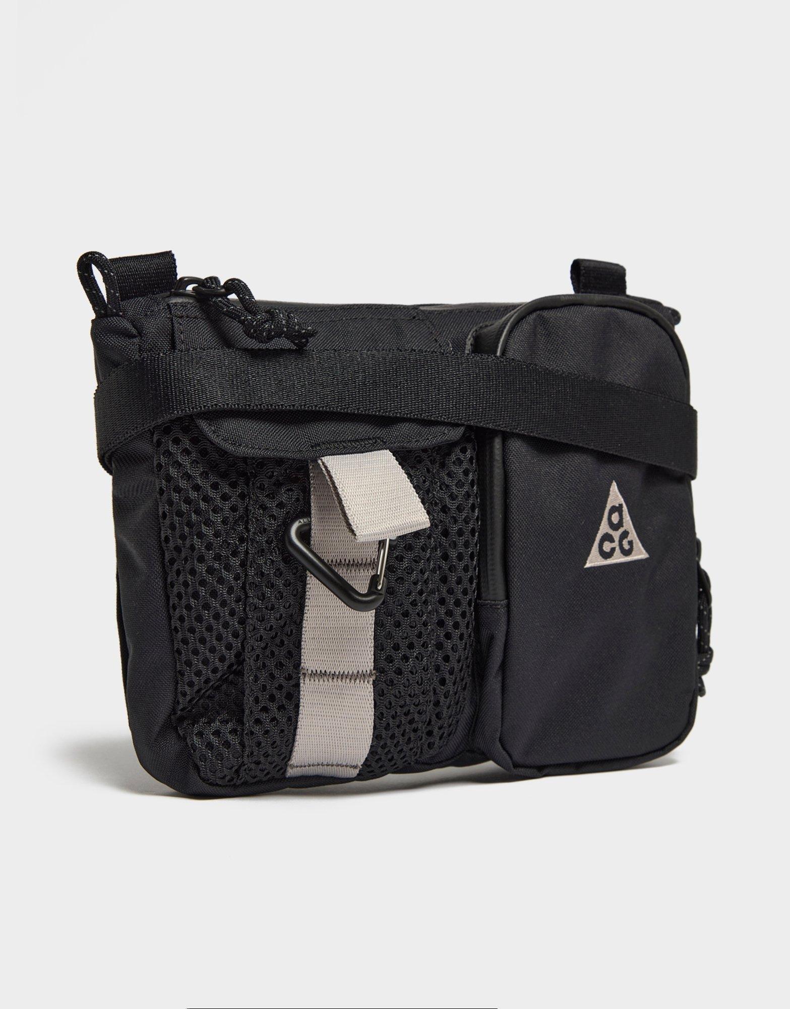 Nike ACG 'DAYMAX' Cross-Body Bag