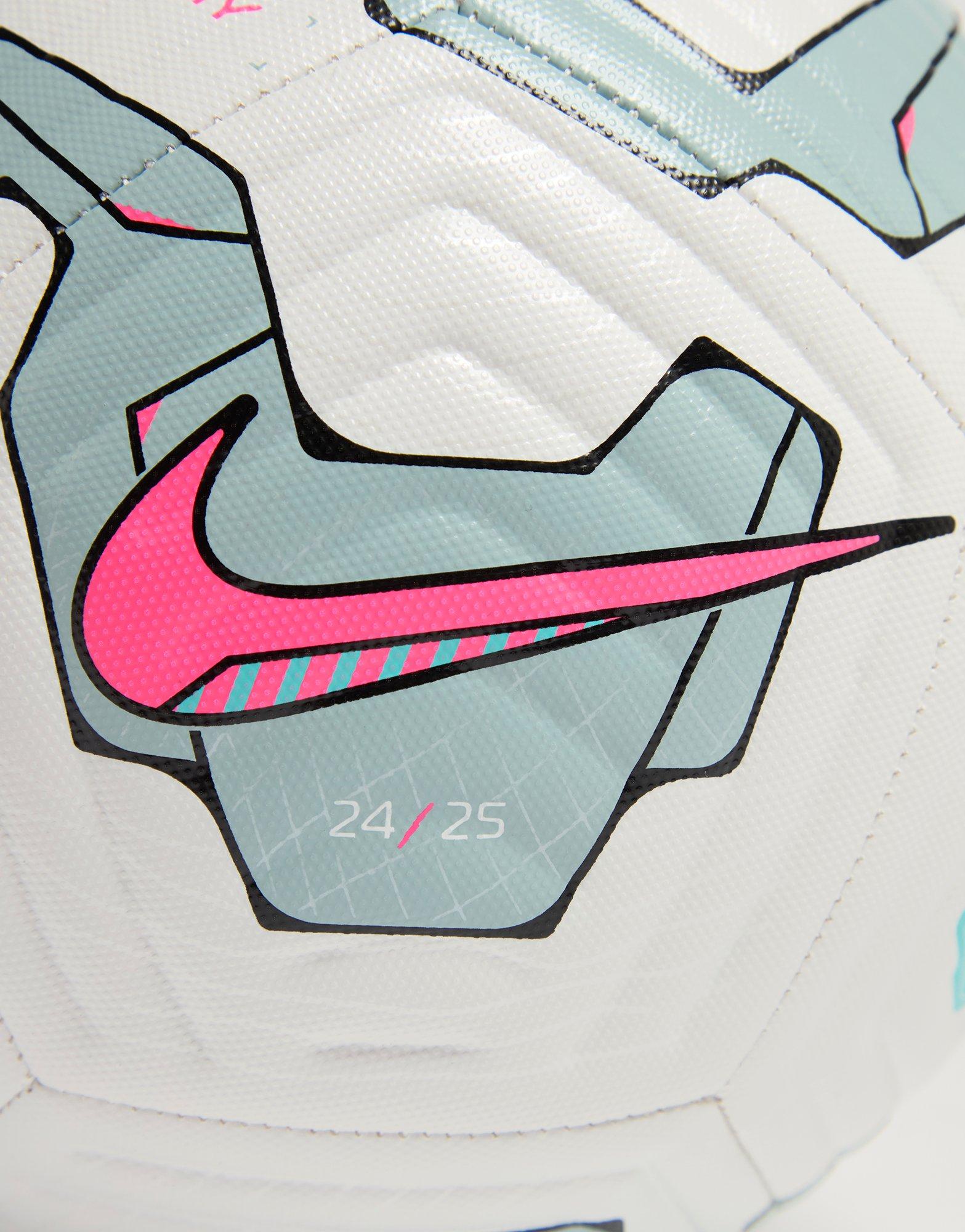 Nike Academy Football