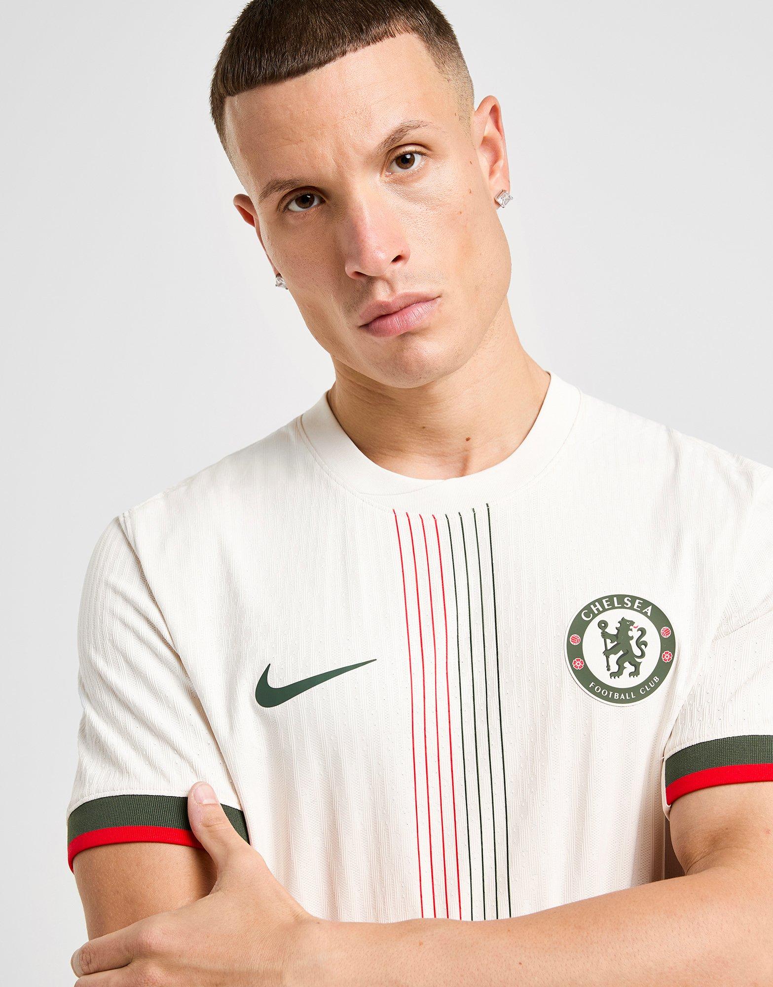 Green Nike Chelsea FC 2025/26 Match Away Shirt - JD Sports Global