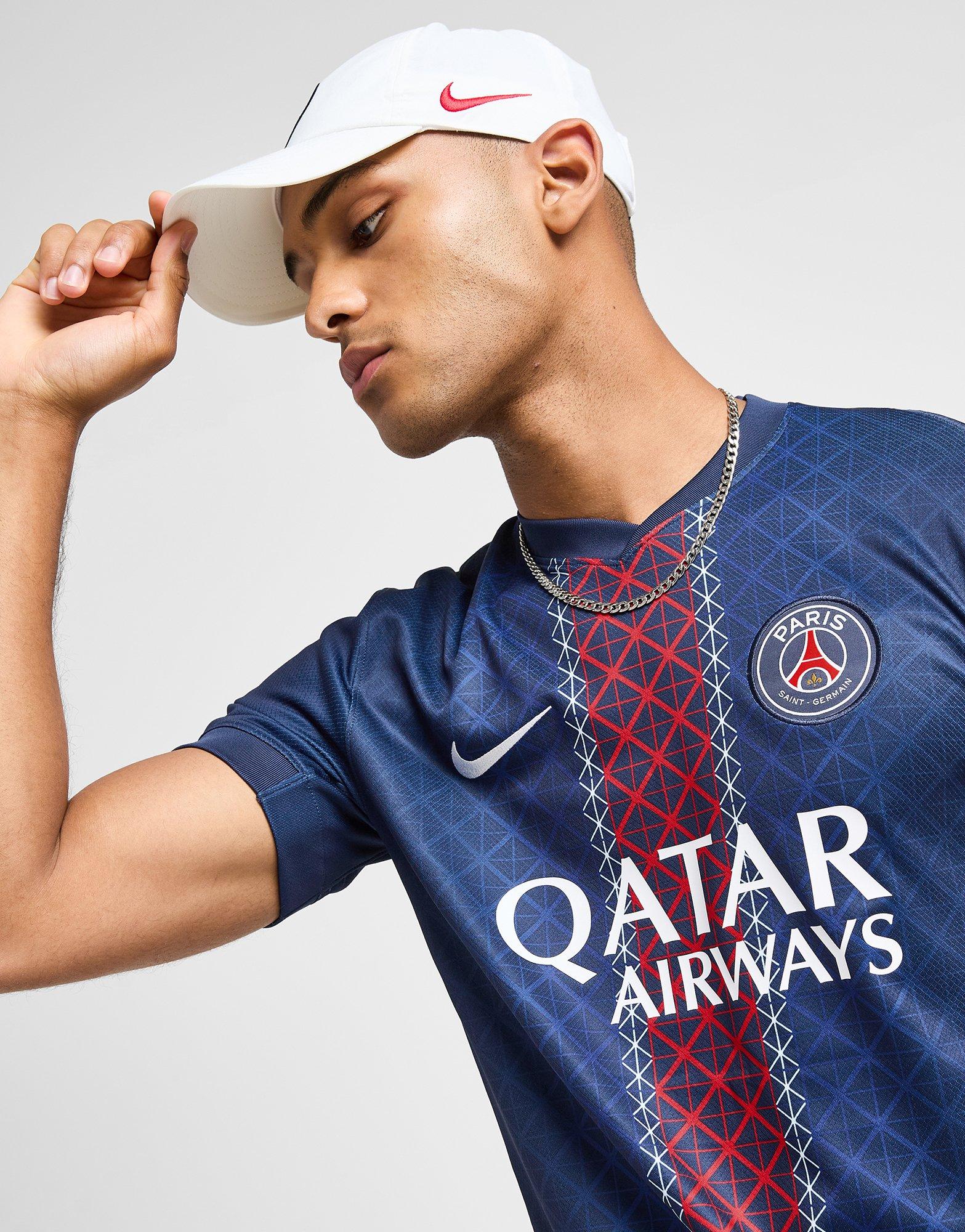Nike Paris Saint Germain 2025/26 Home Shirt