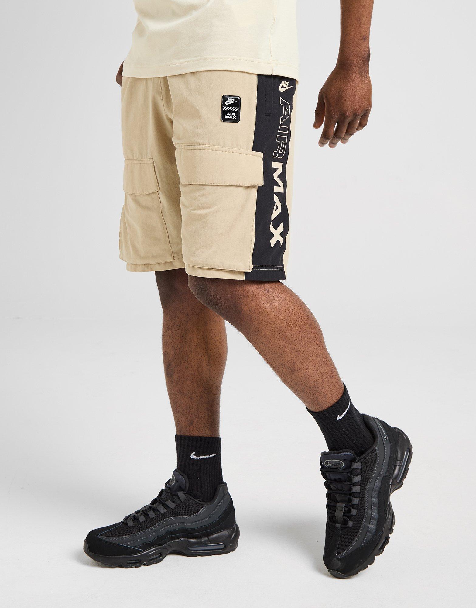 Nike Short cargo tissé Air Max